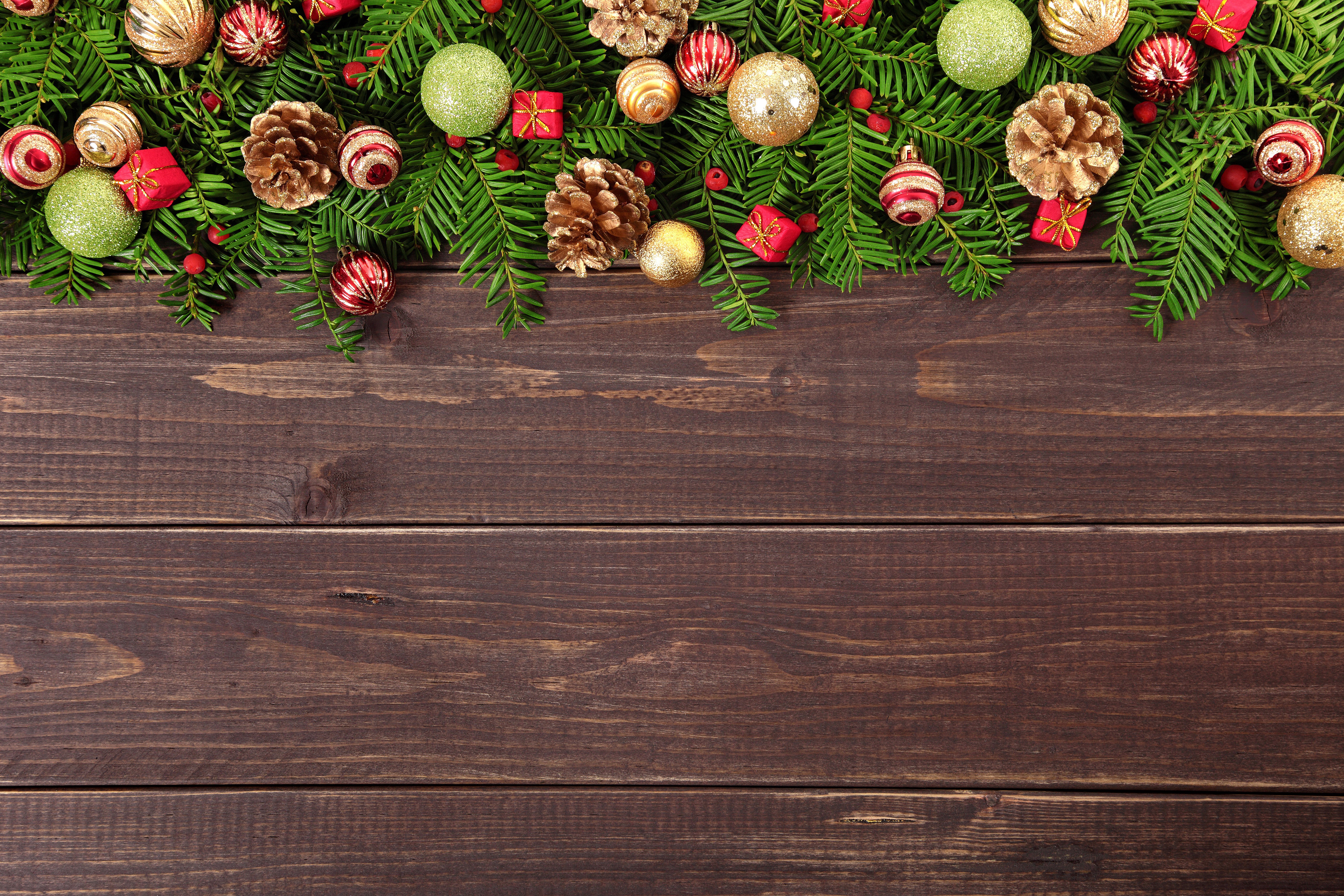 Christmas decorations on wood planks HD Wallpaper