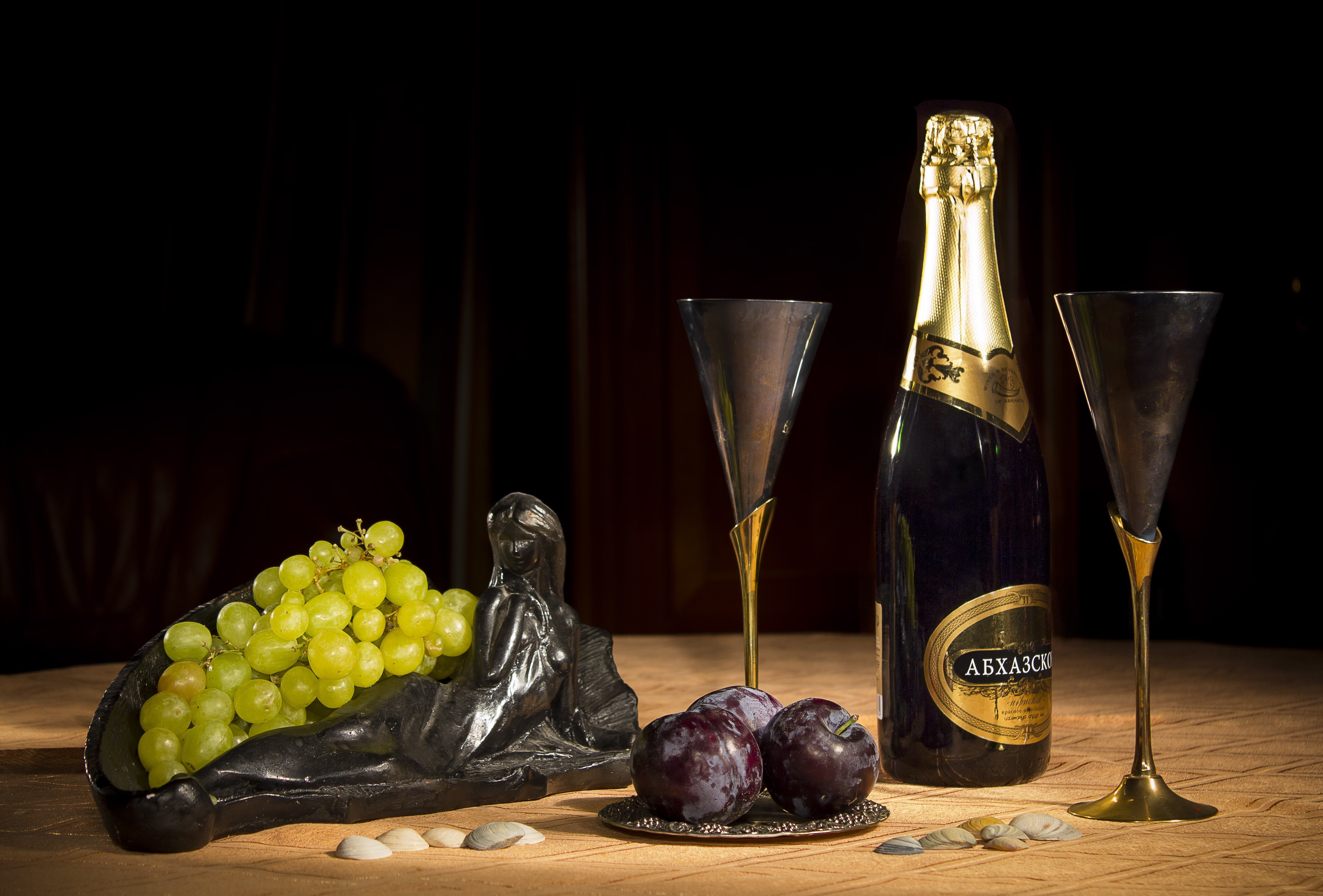 Still-life with Grapes, Plums, and Champagne HD Wallpaper