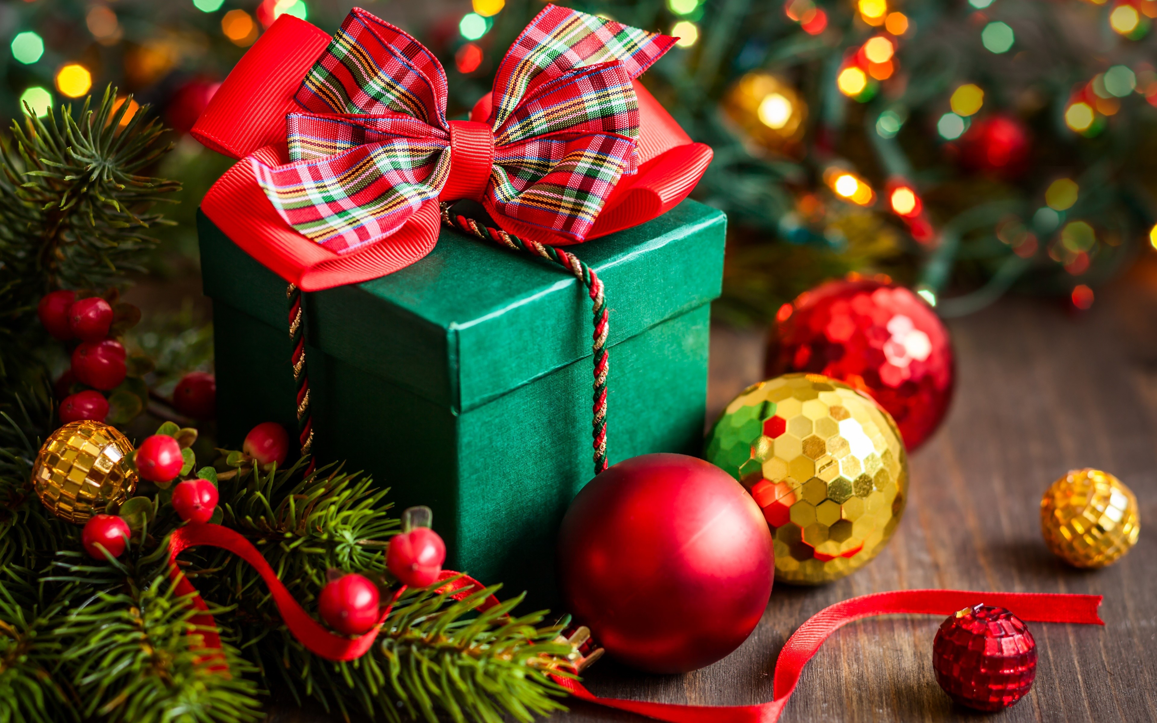 4K Christmas Gift with Ornaments and Lights HD Wallpaper