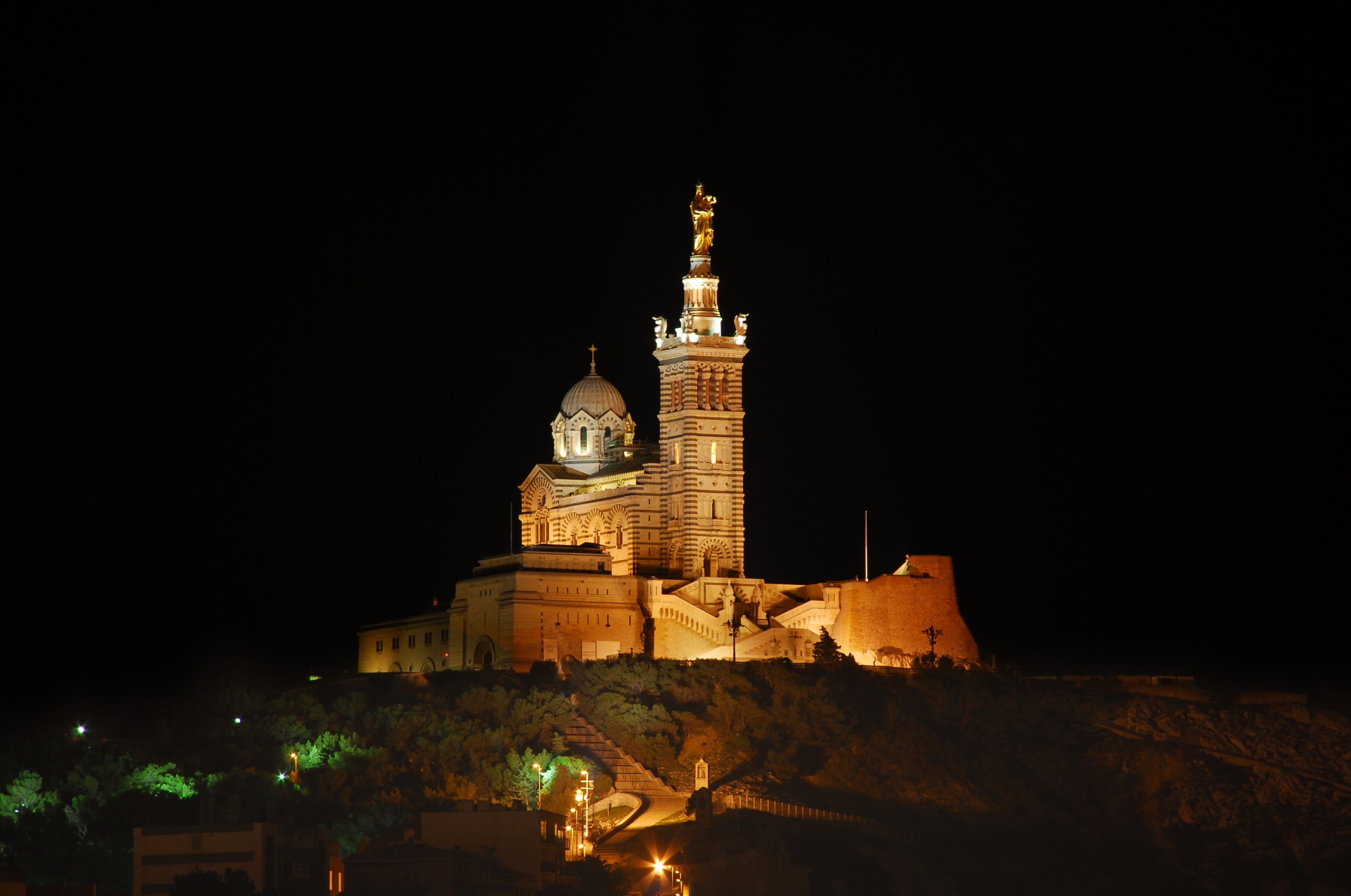 Notre-Dame de la Garde in Marseille at Night HD Wallpaper