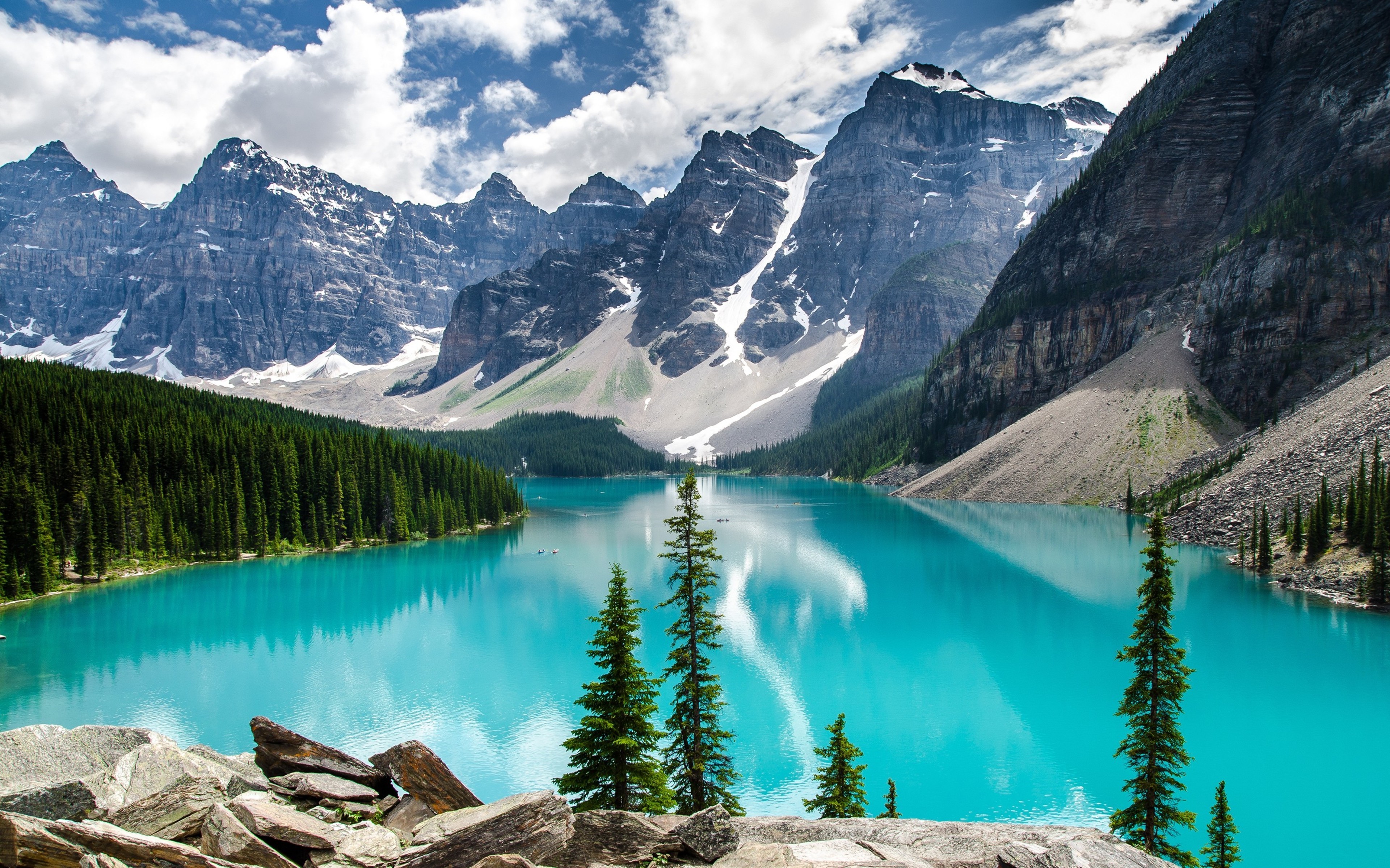 Moraine Lake, Banff National Park, Canada HD Wallpaper