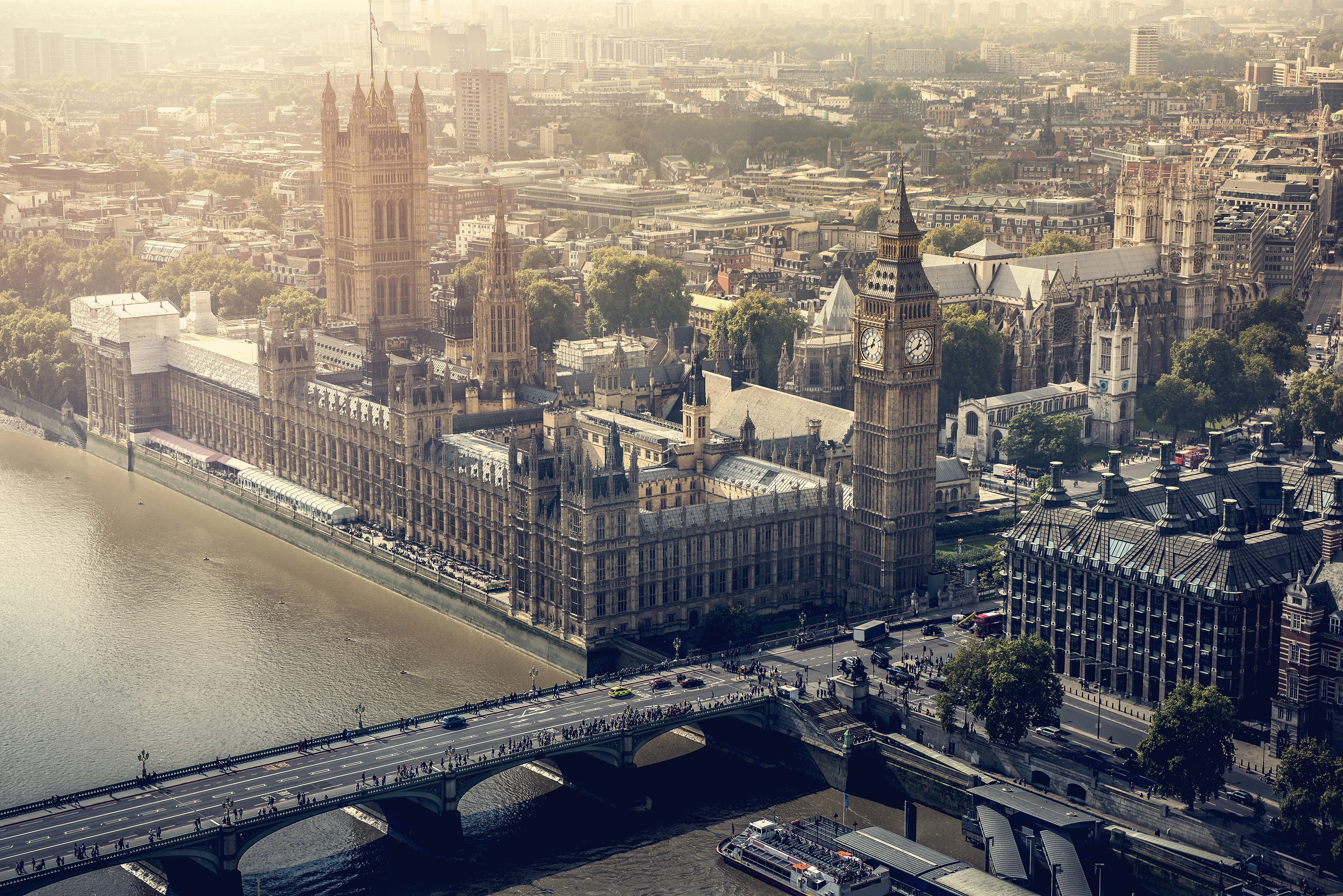 Aerial view of Houses of Parliament and Big Ben in London HD Wallpaper