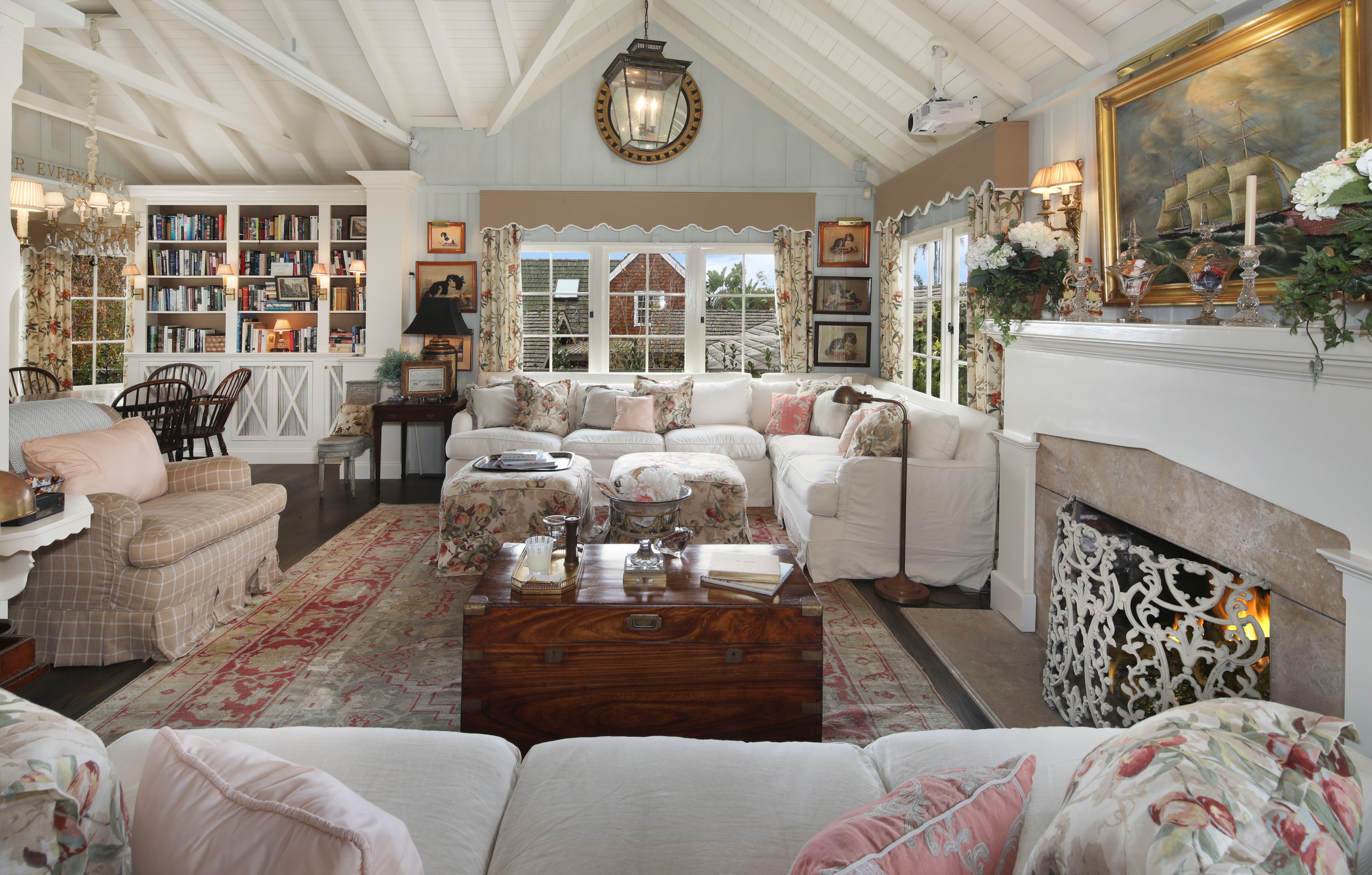 Living room with sofa and fireplace HD Wallpaper