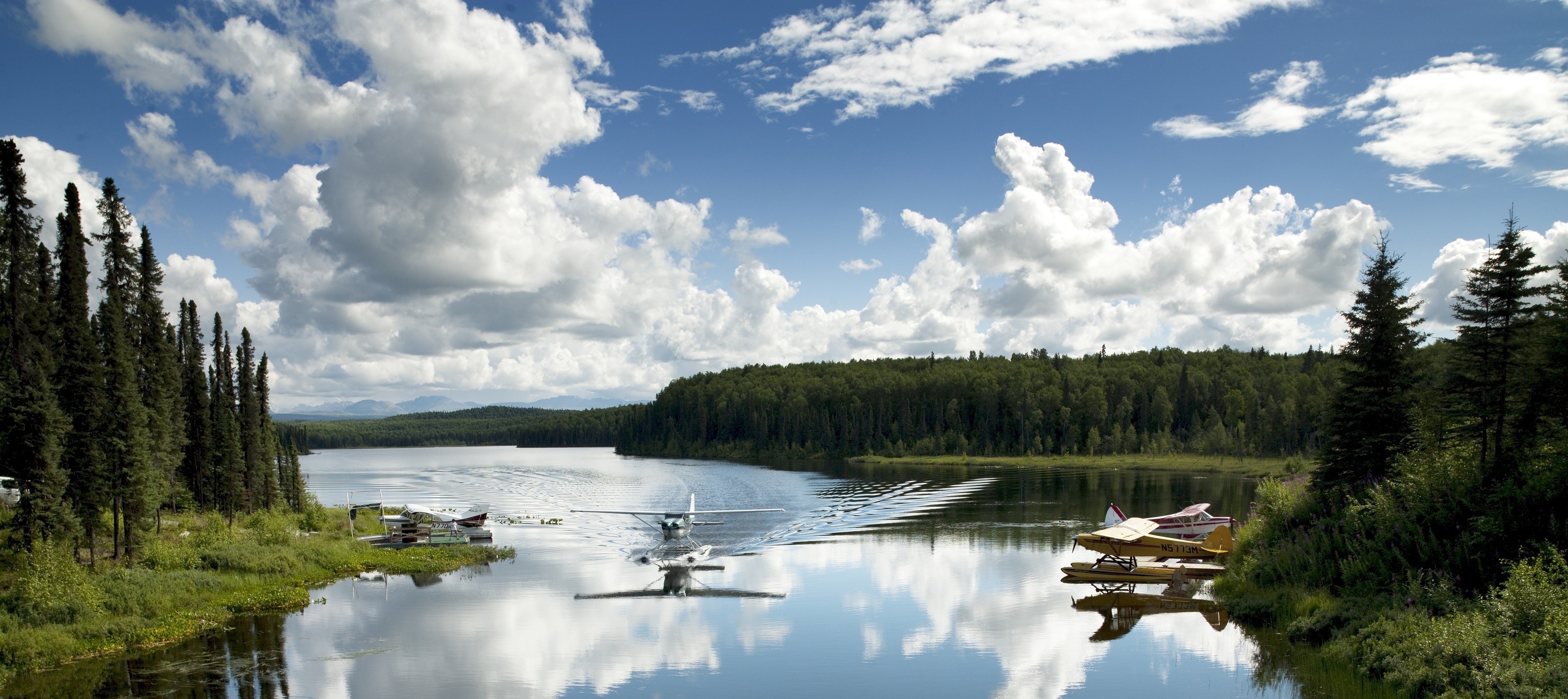 Seaplanes on a lake in Alaska HD Wallpaper