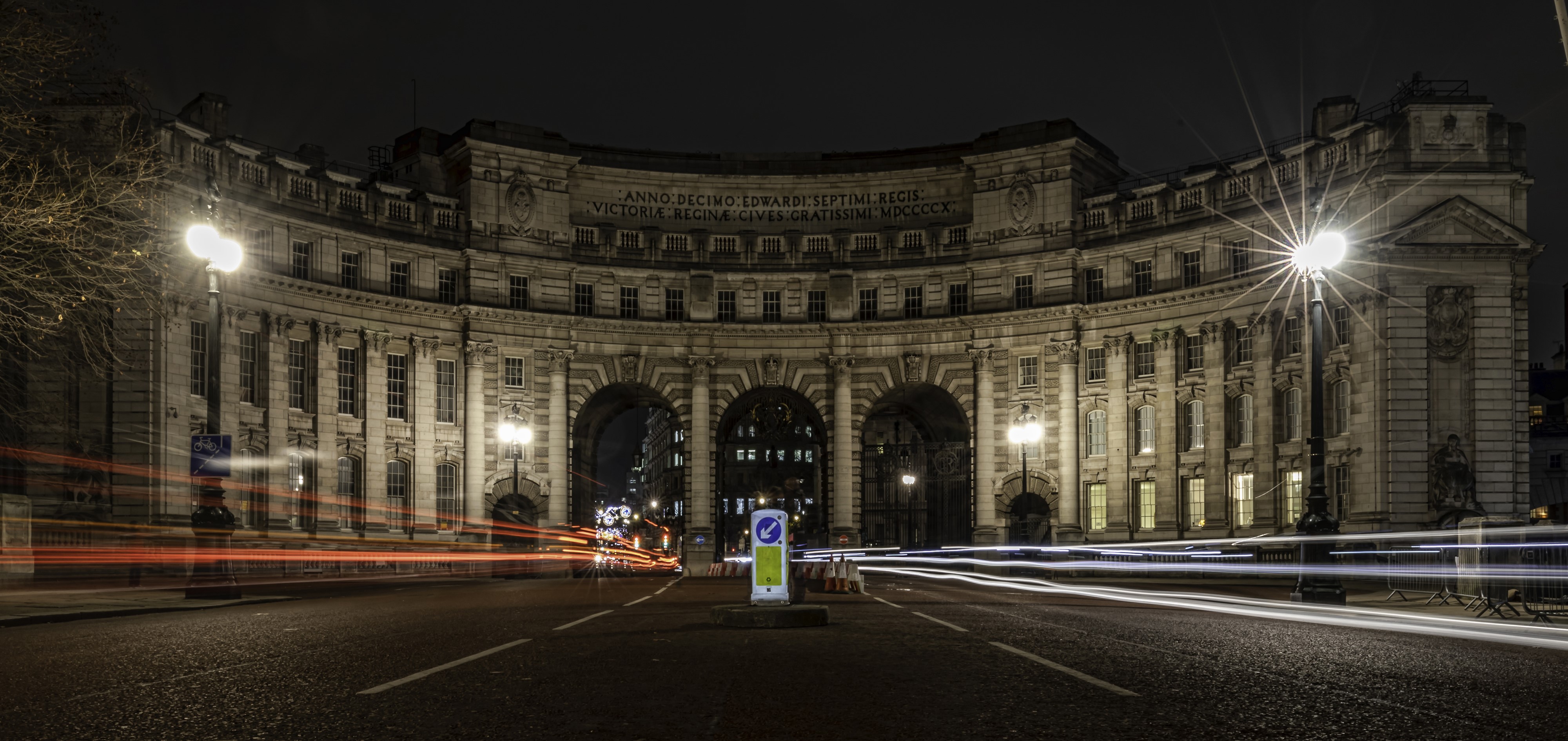 Admiralty Arch at Night in London HD Wallpaper