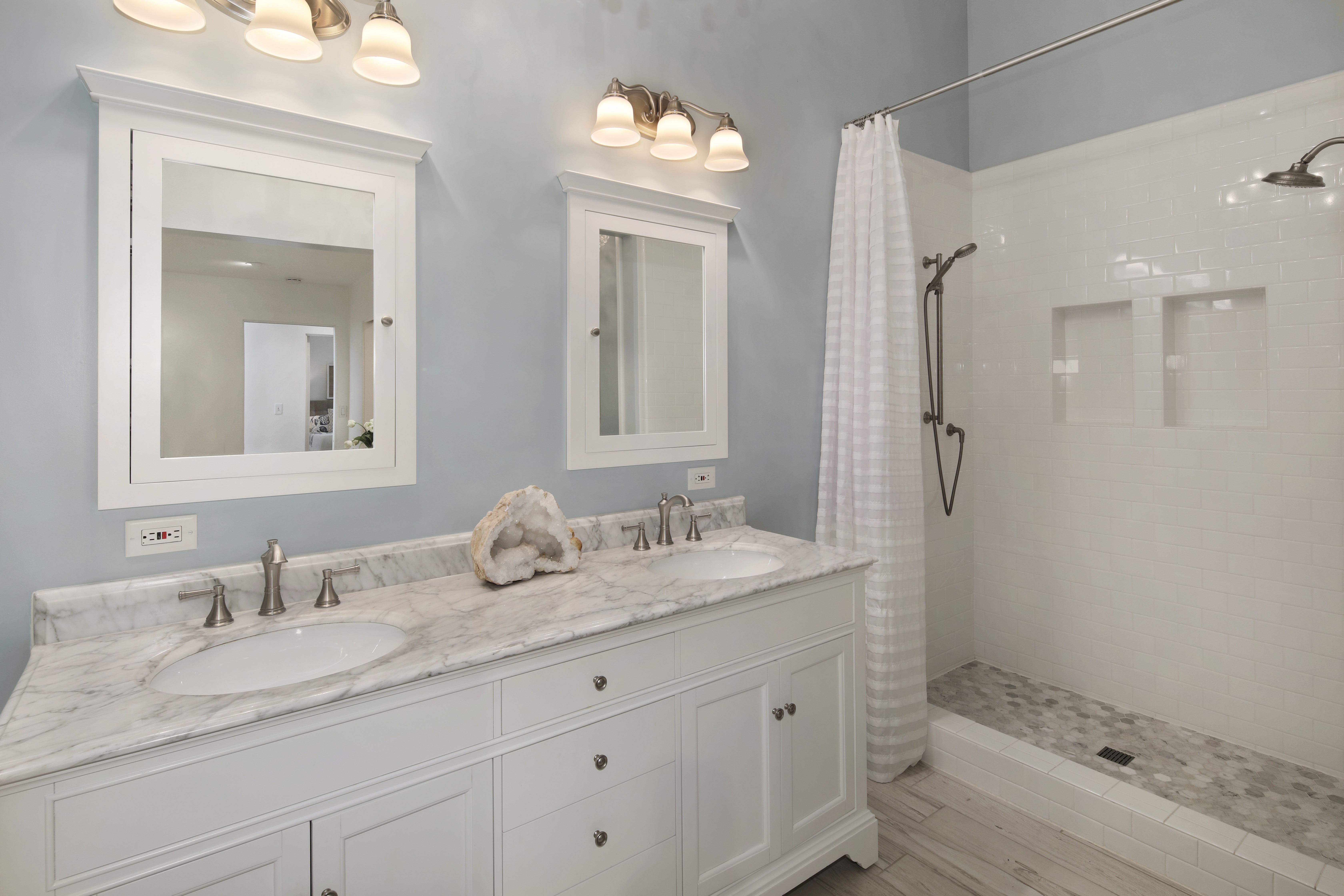 Modern Bathroom with Double Vanity and Shower HD Wallpaper