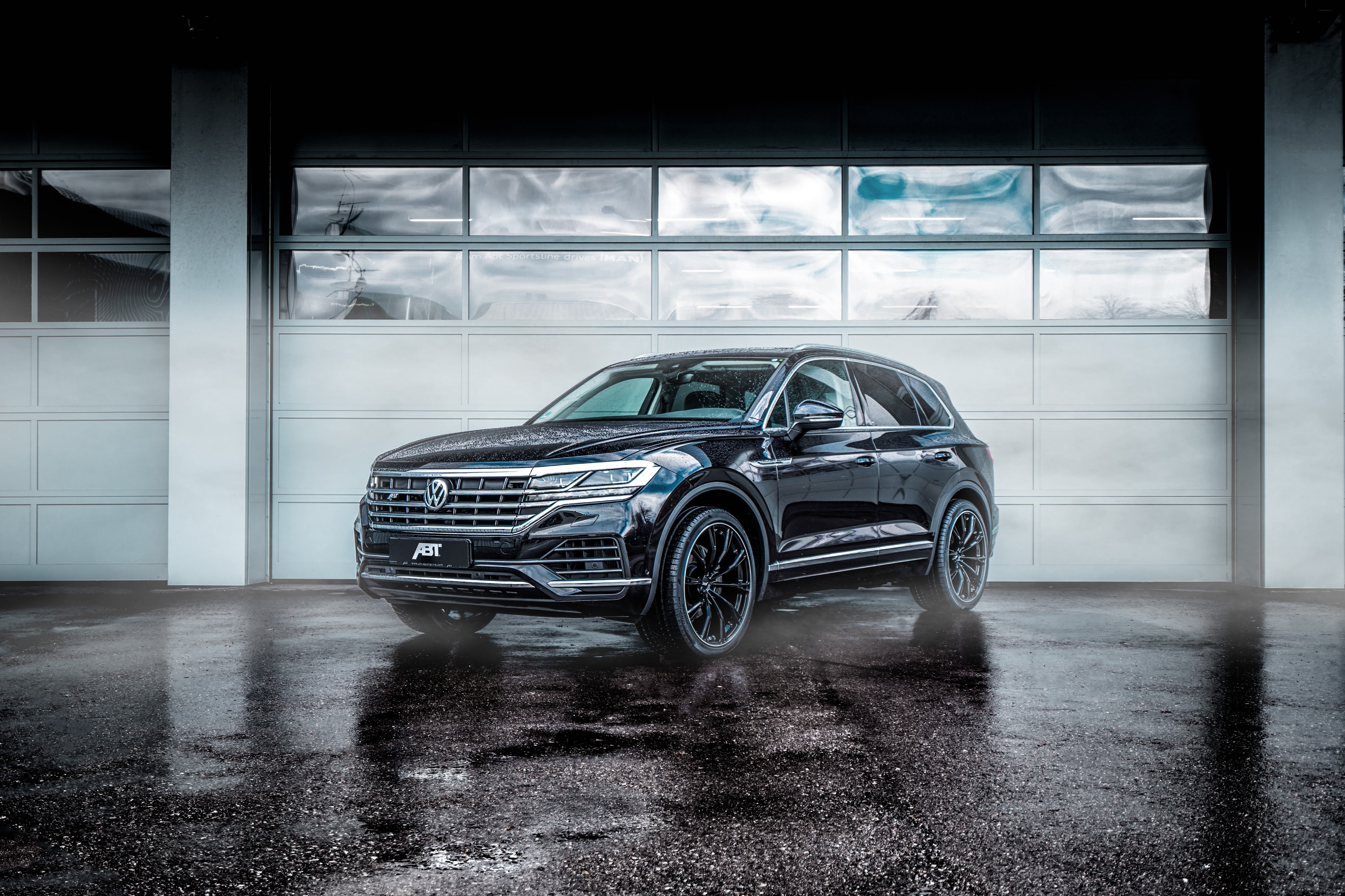 4K 2018-19 ABT Touareg Volkswagen Black Metallic HD Wallpaper