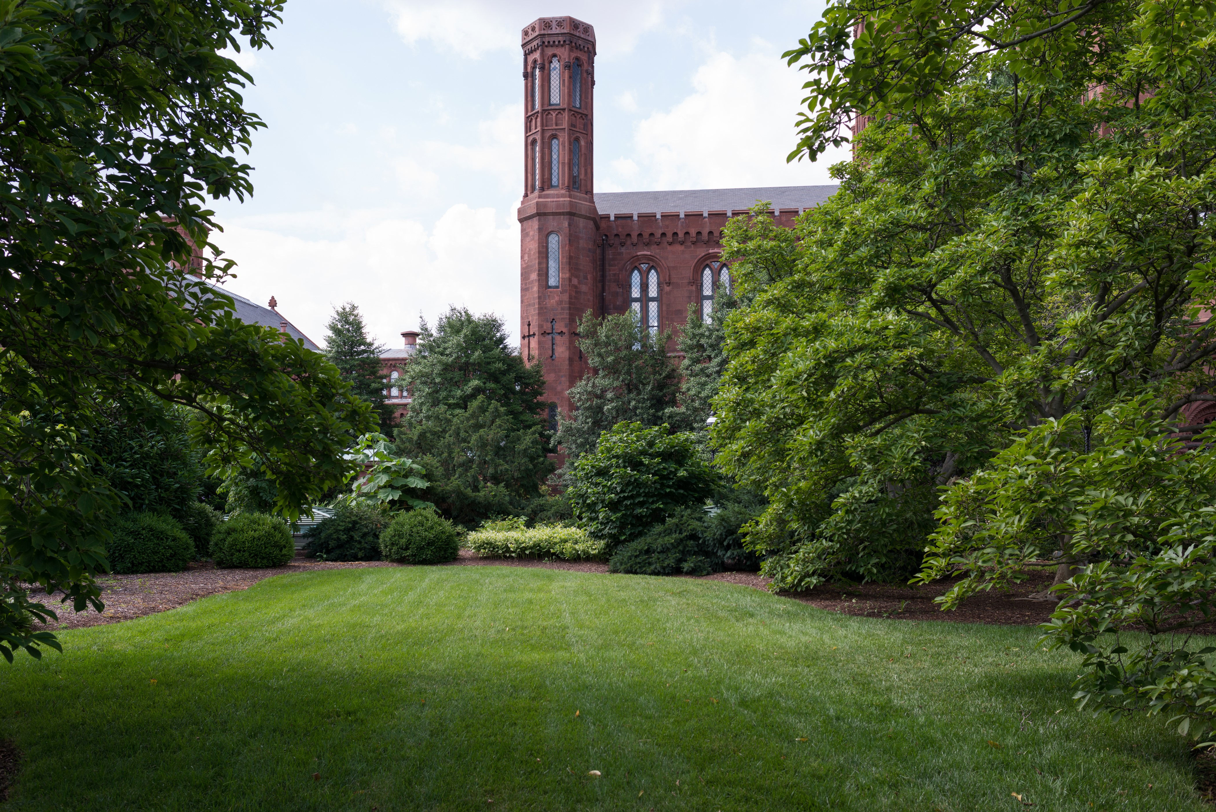 Smithsonian Castle Gardens with Lawn and Shrubs HD Wallpaper