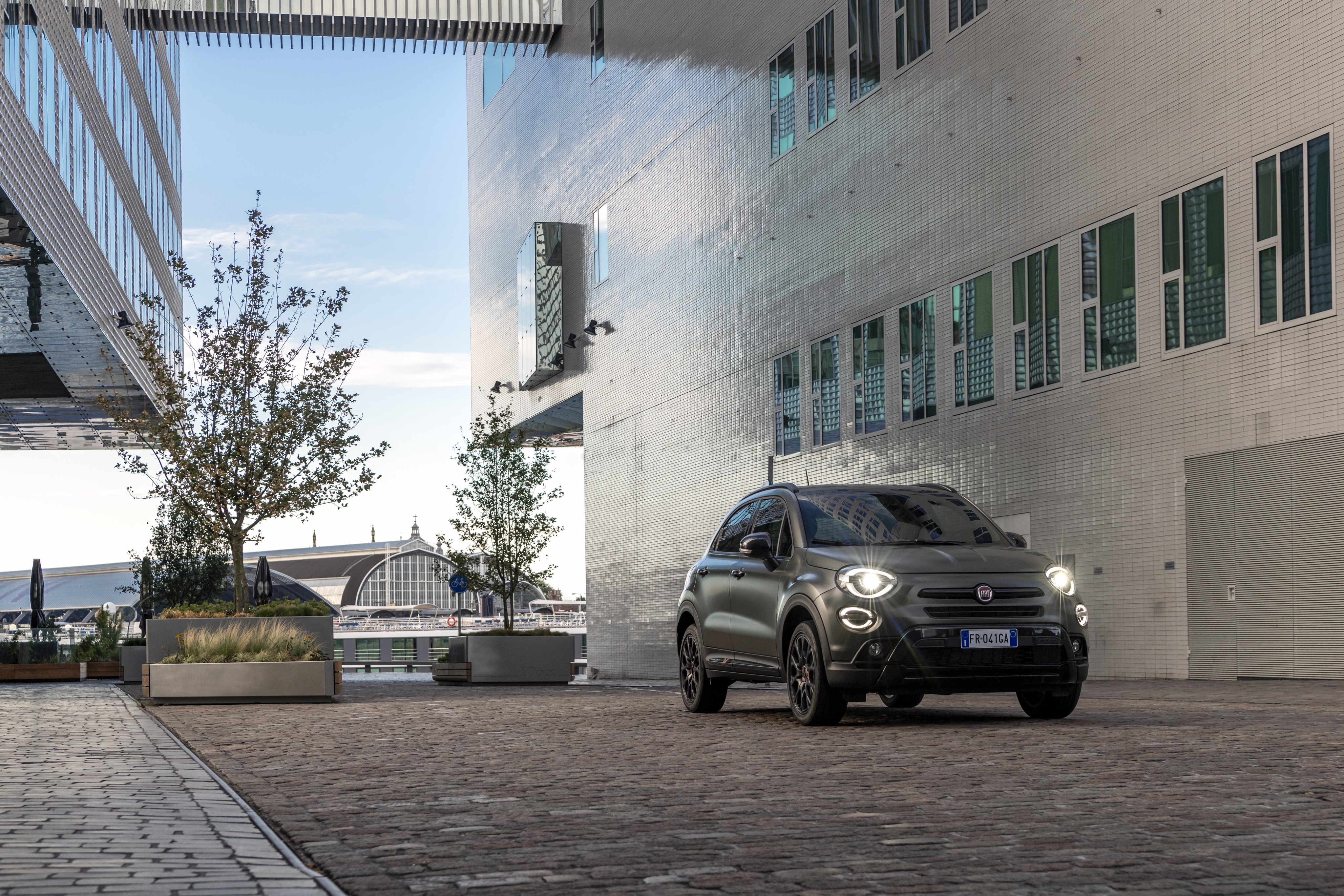 4K Fiat 500X Cross S-Design HD Wallpaper