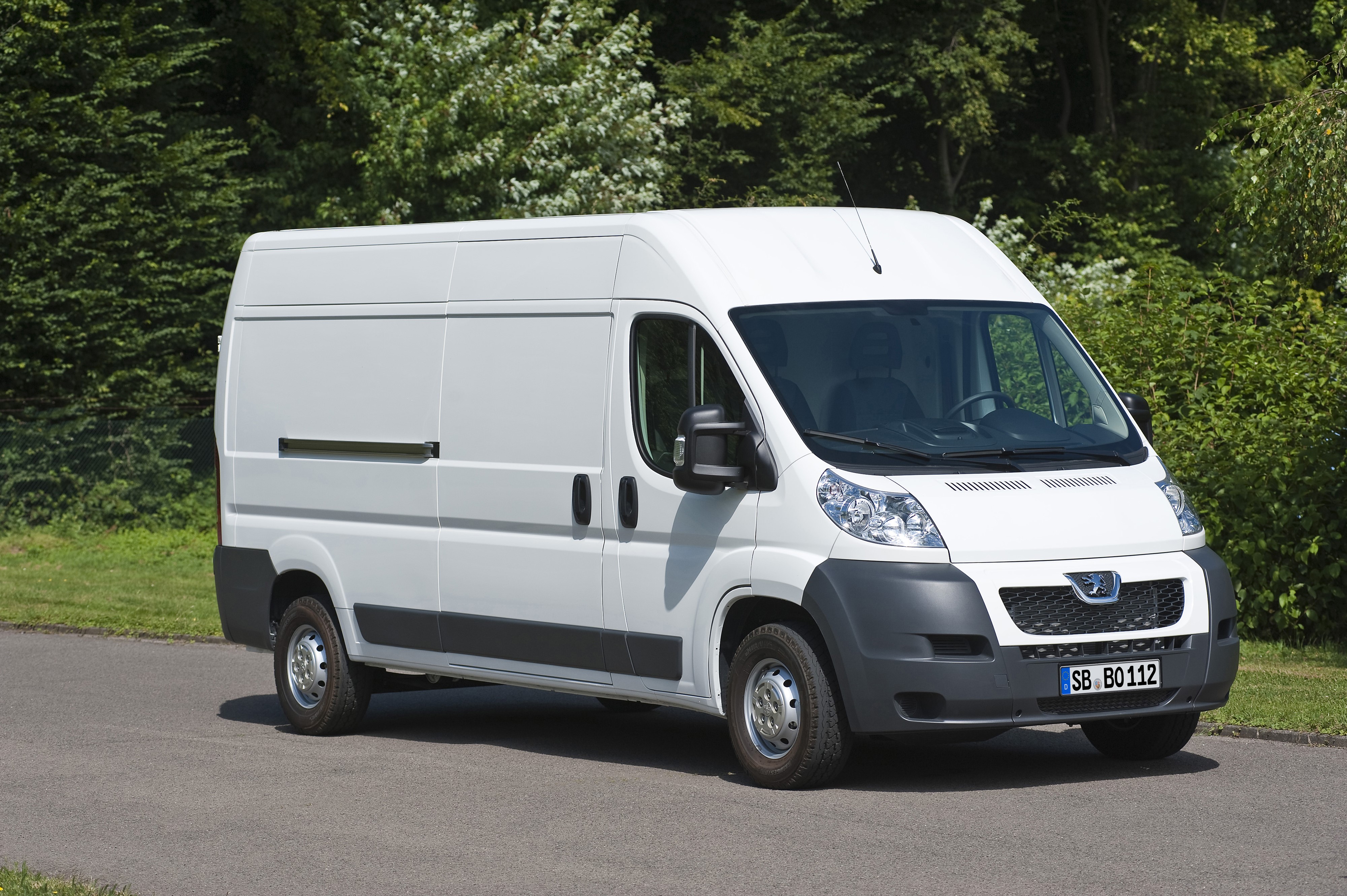White Peugeot Boxer Van HD Wallpaper
