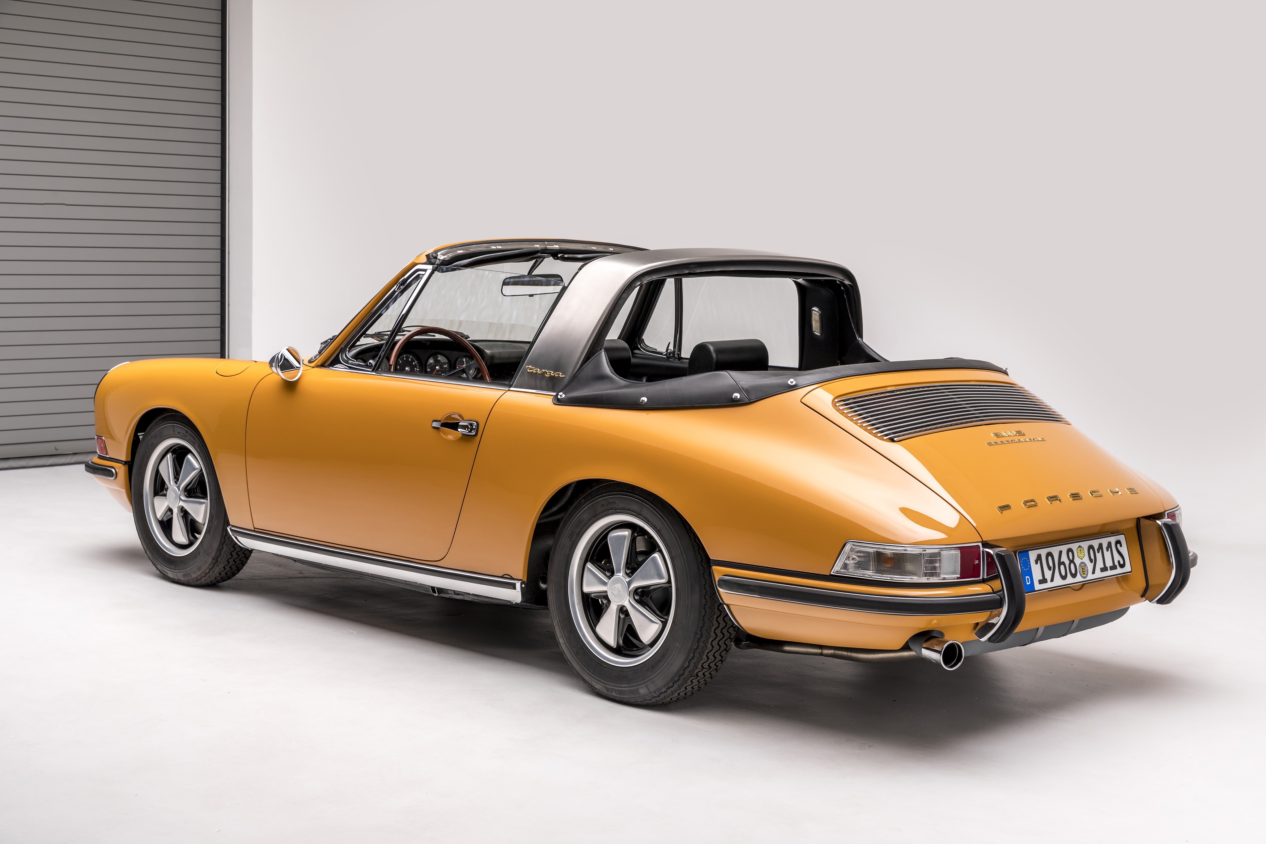 4K Porsche 911 S 2.0 Targa Sportomatic HD Wallpaper