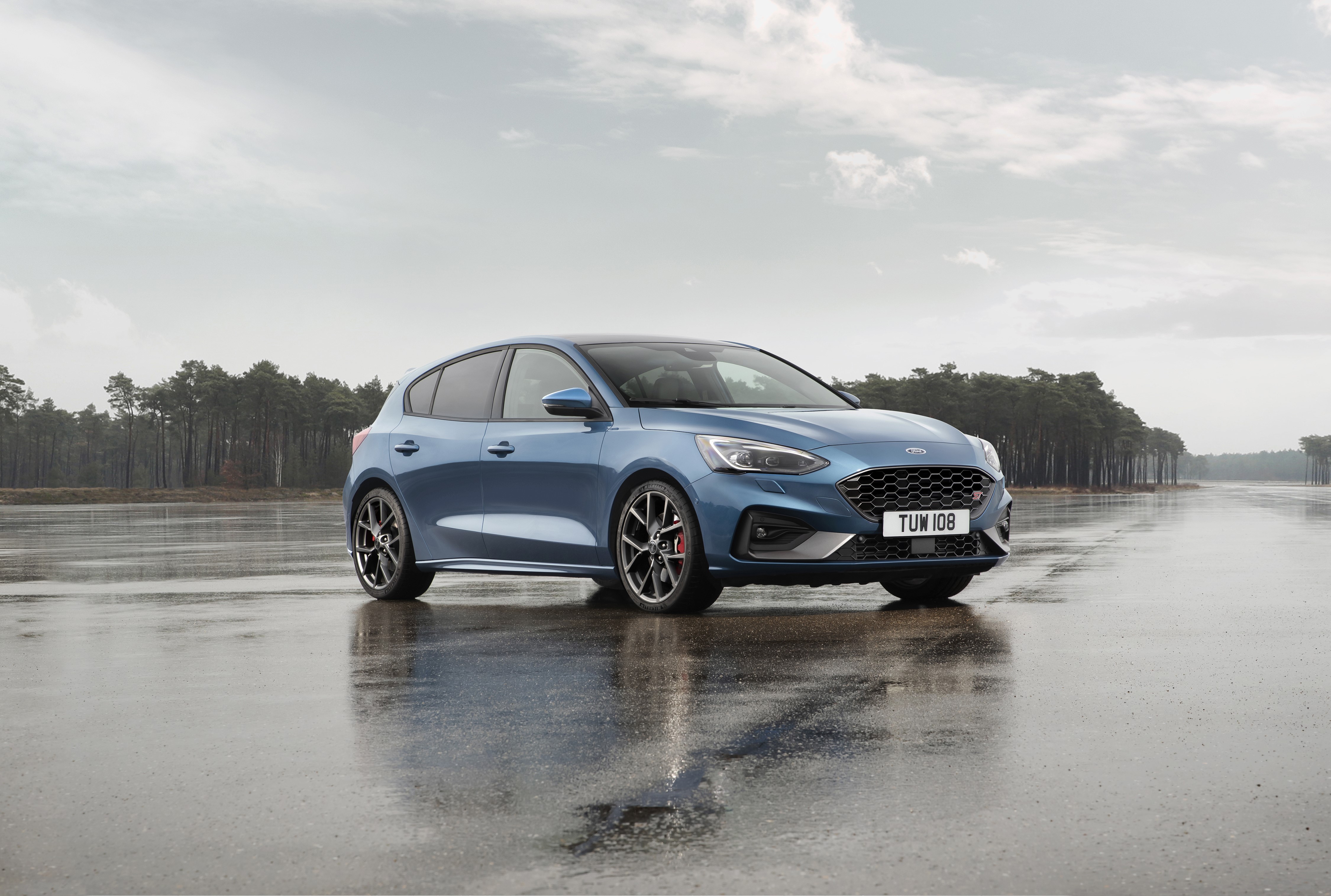 2019 Ford Focus ST in Light Blue HD Wallpaper
