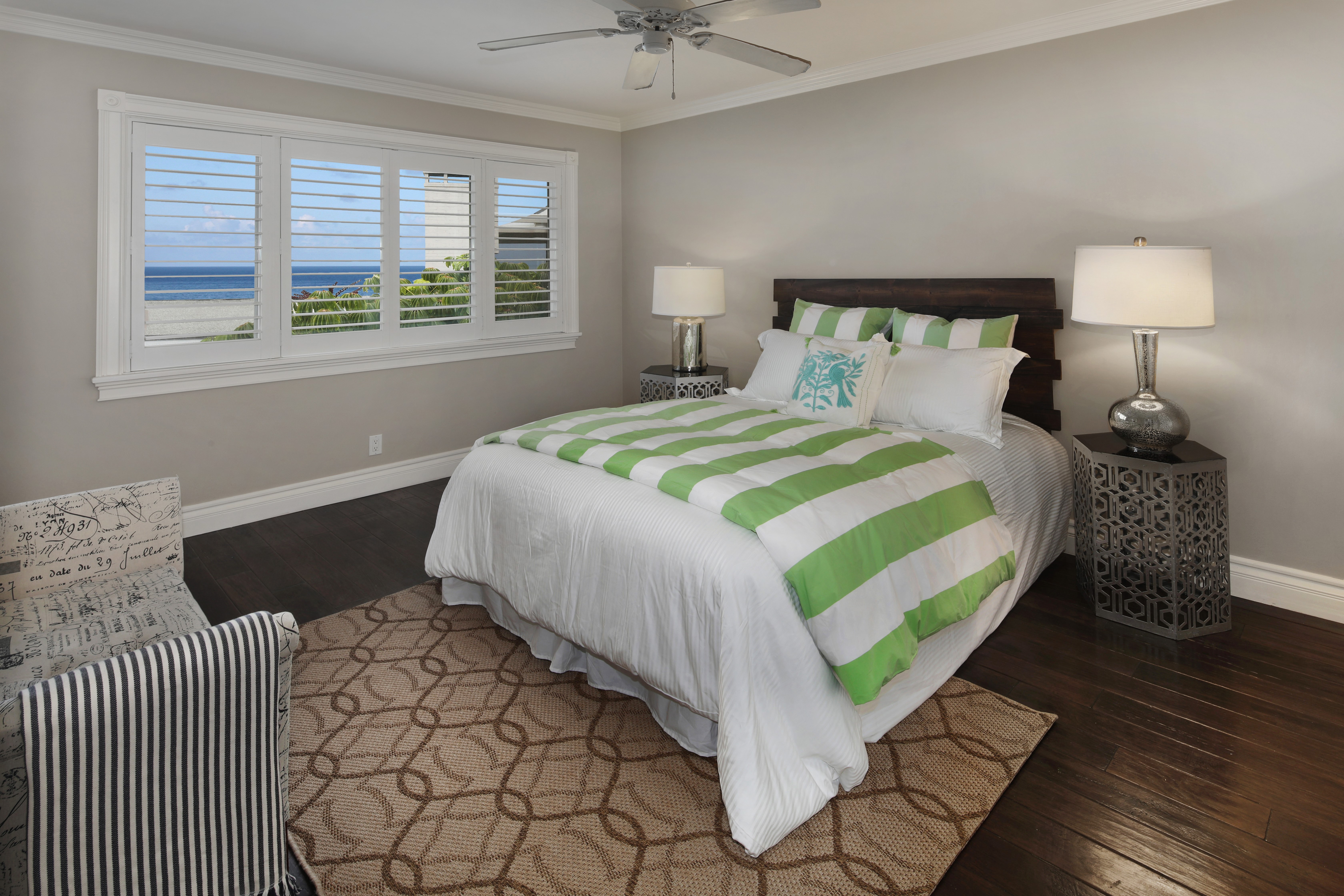 Bedroom with ocean view HD Wallpaper
