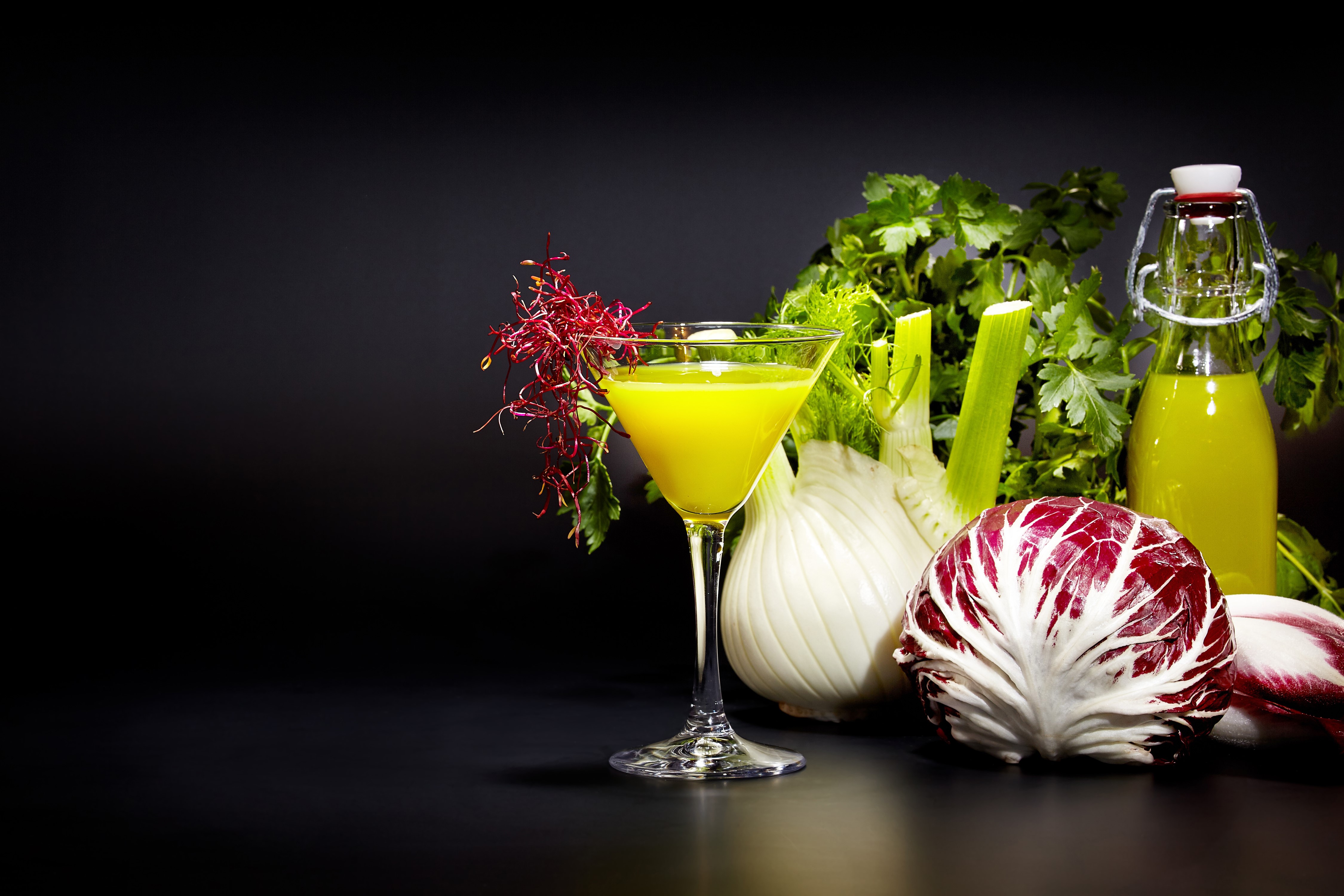 4K Juice with Vegetables and Bottle HD Wallpaper