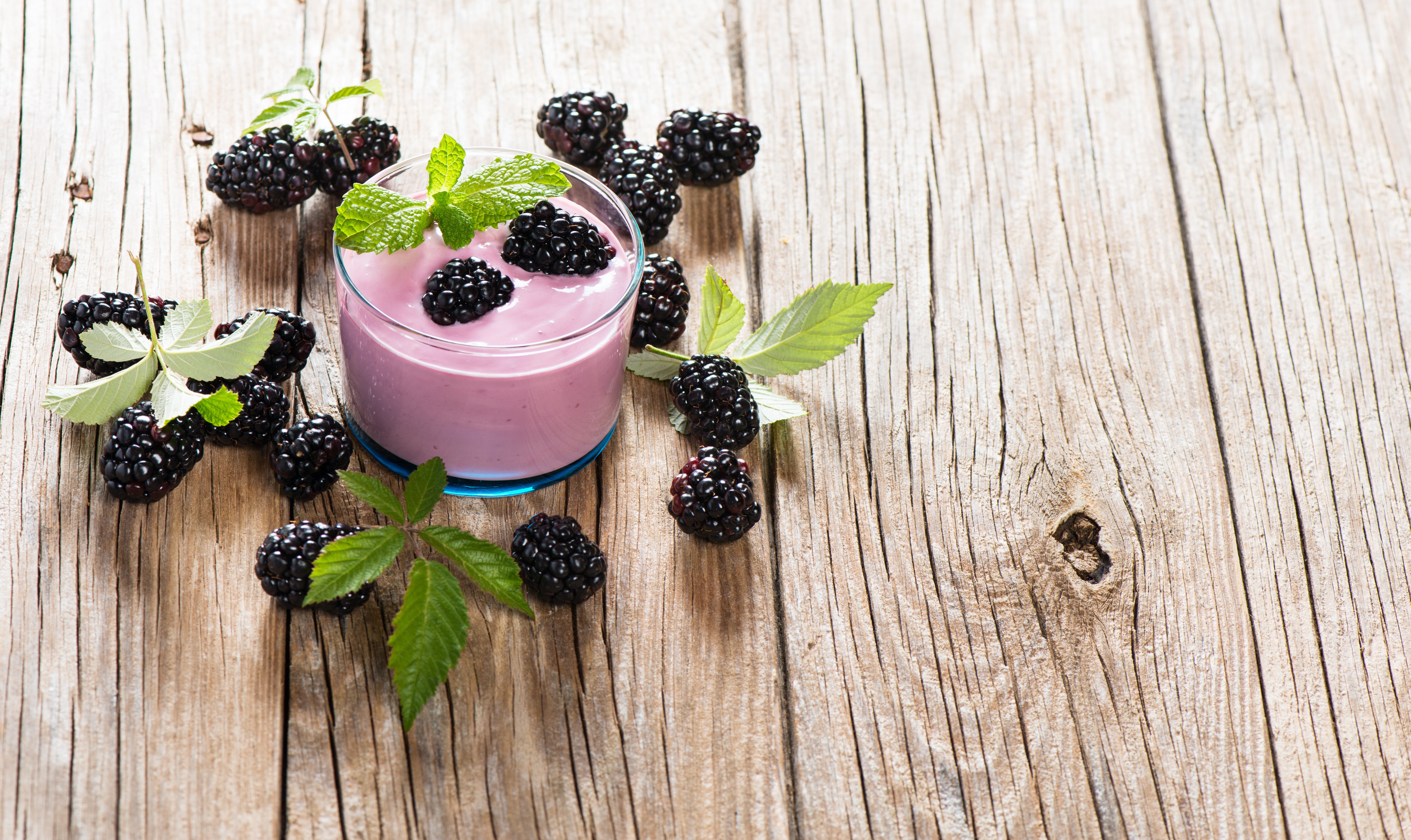Blackberry Yogurt with Fresh Blackberries on Wood HD Wallpaper