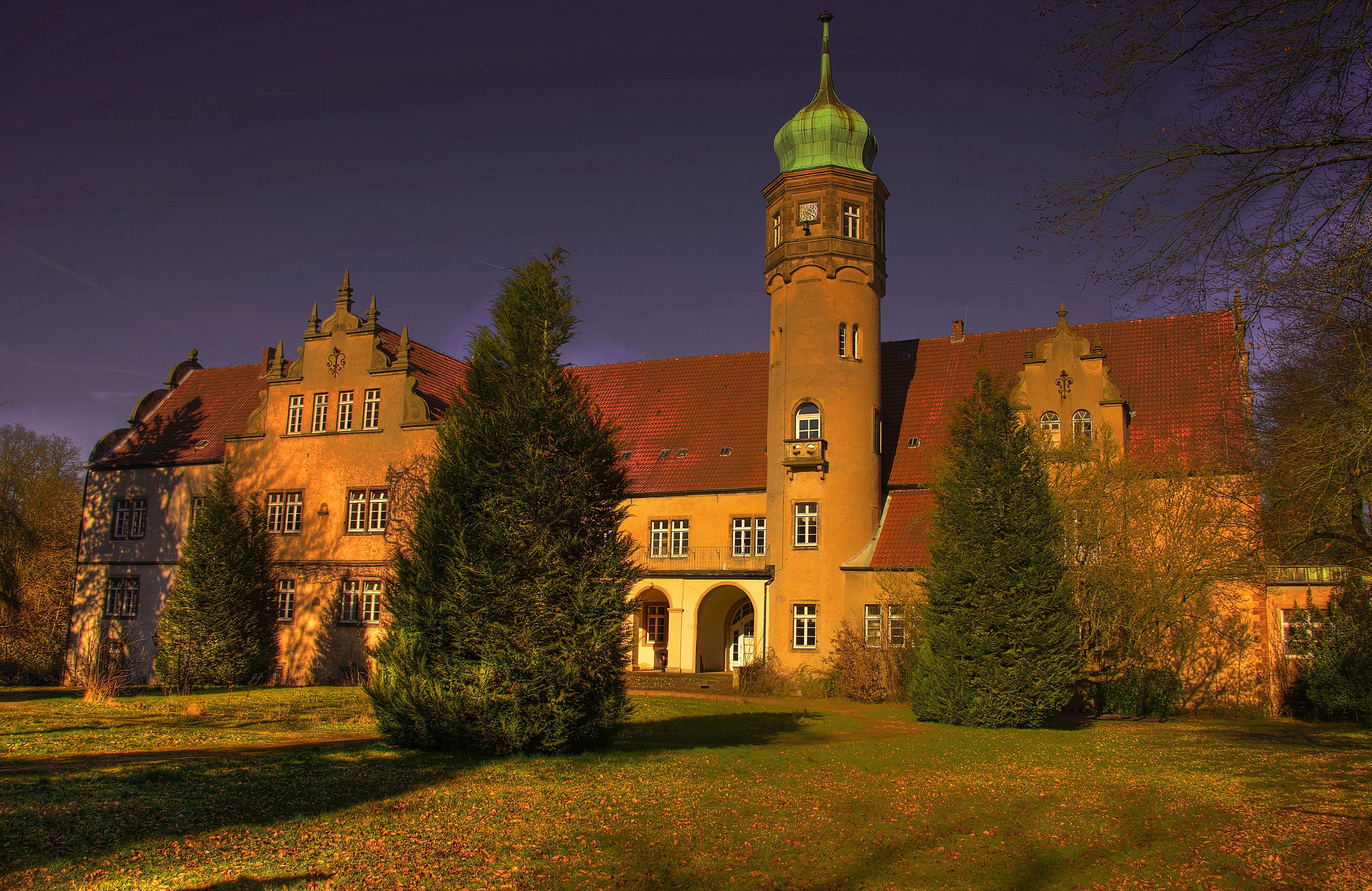 Castle Ulenburg in Germany with HDR effect HD Wallpaper