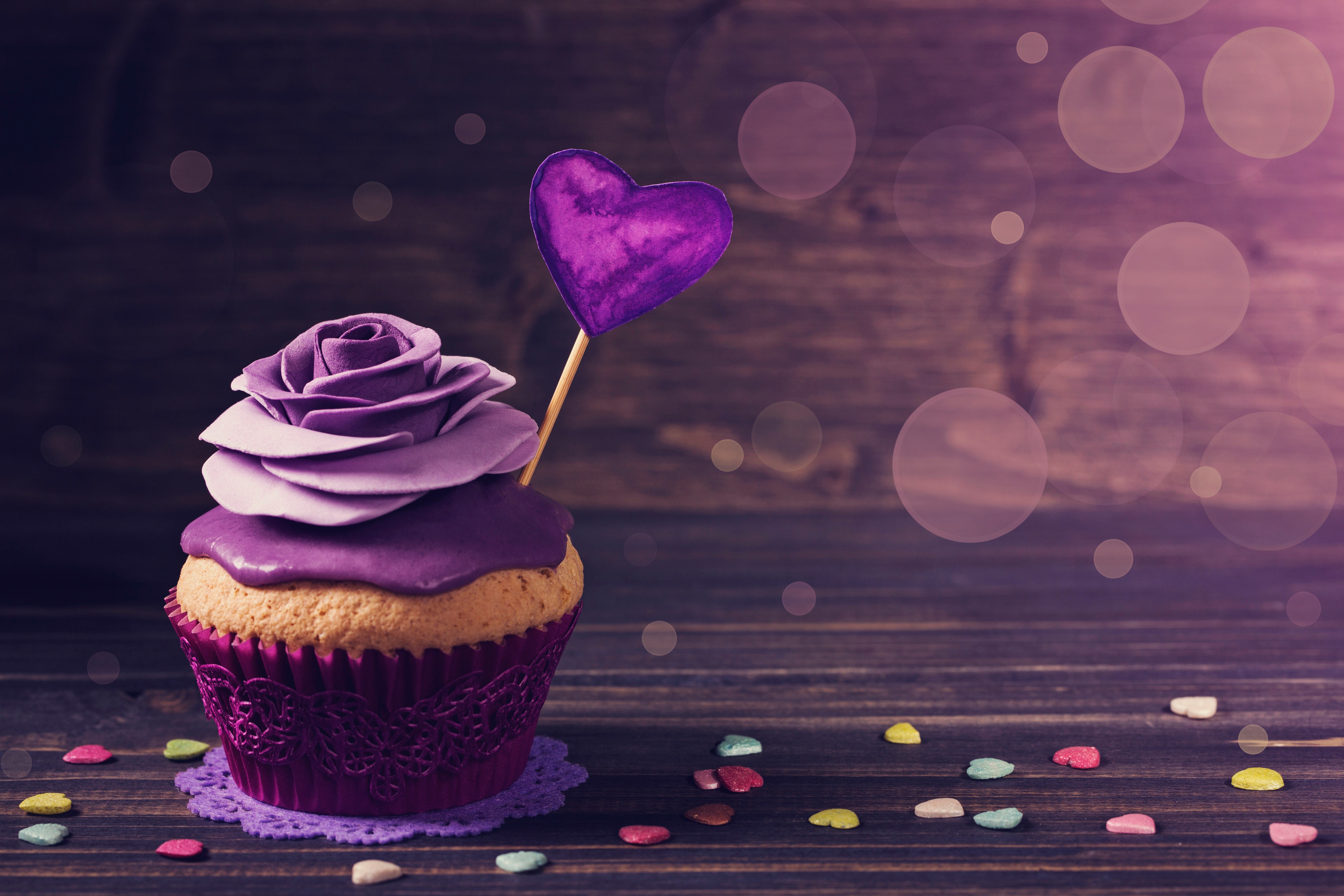 Purple Rose Cupcake with Heart Topper HD Wallpaper