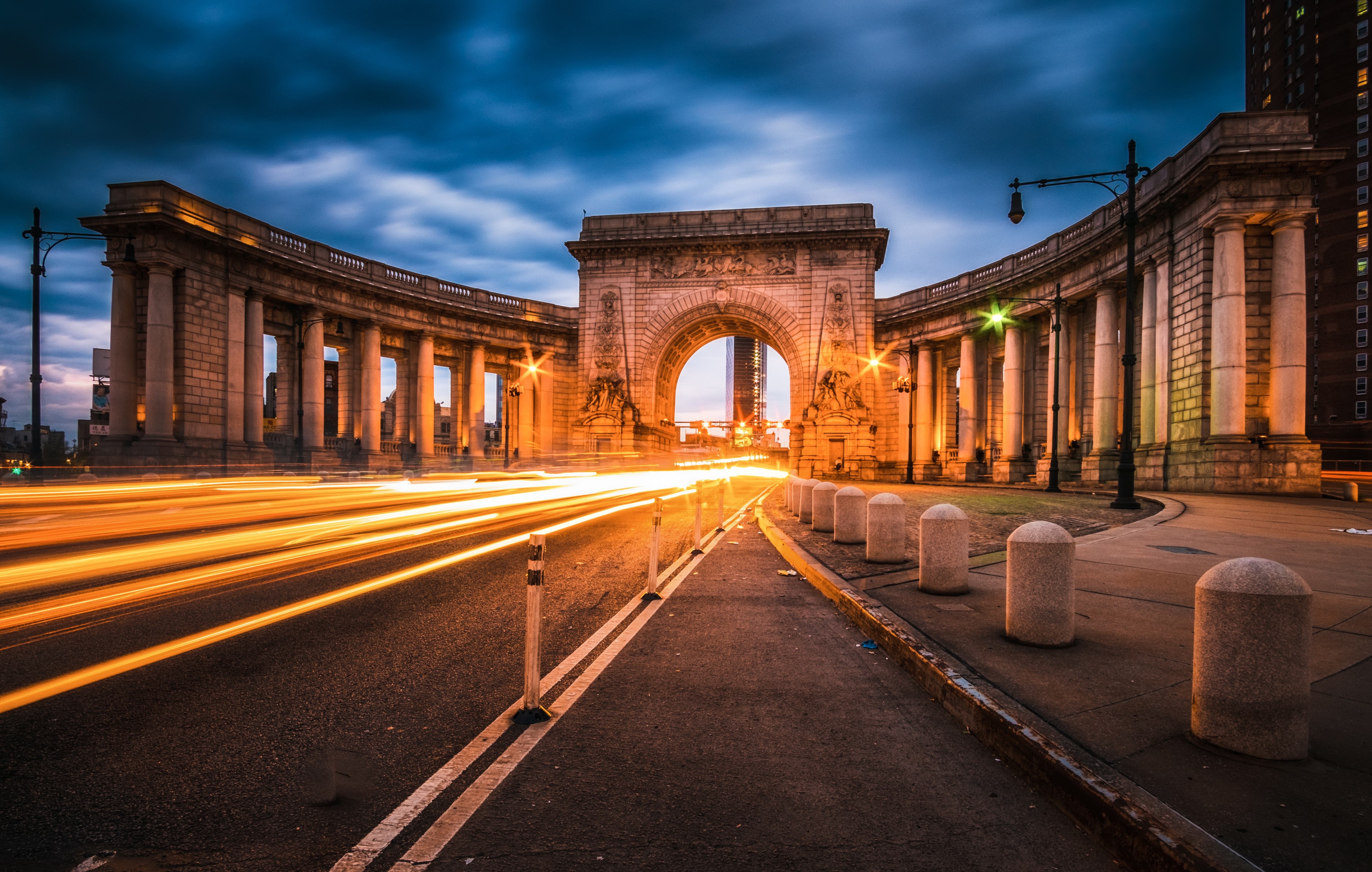 Manhattan Bridge Arch at Dusk with Light Trails HD Wallpaper