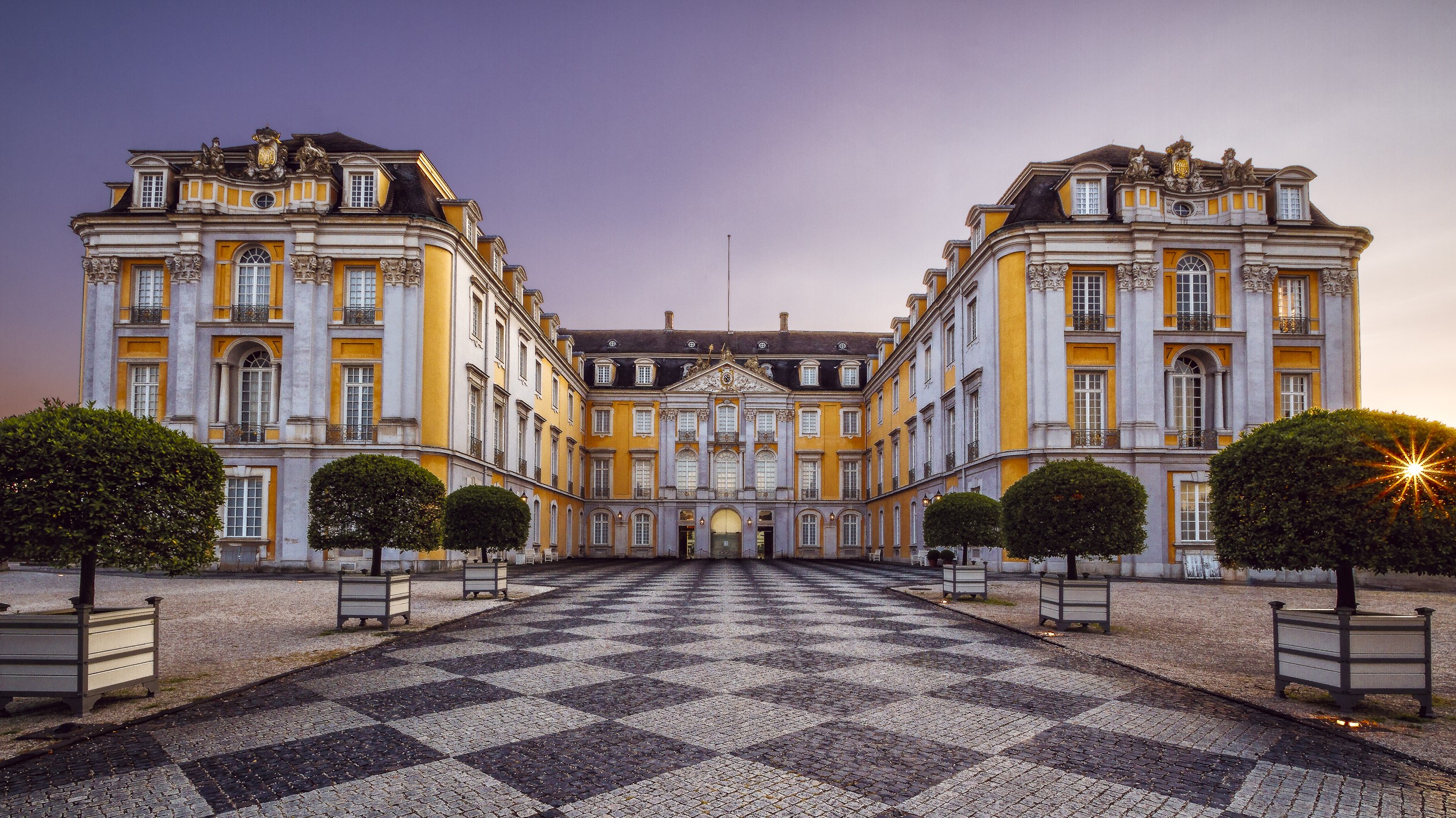 Augustusburg Palace courtyard with checkered pavement HD Wallpaper