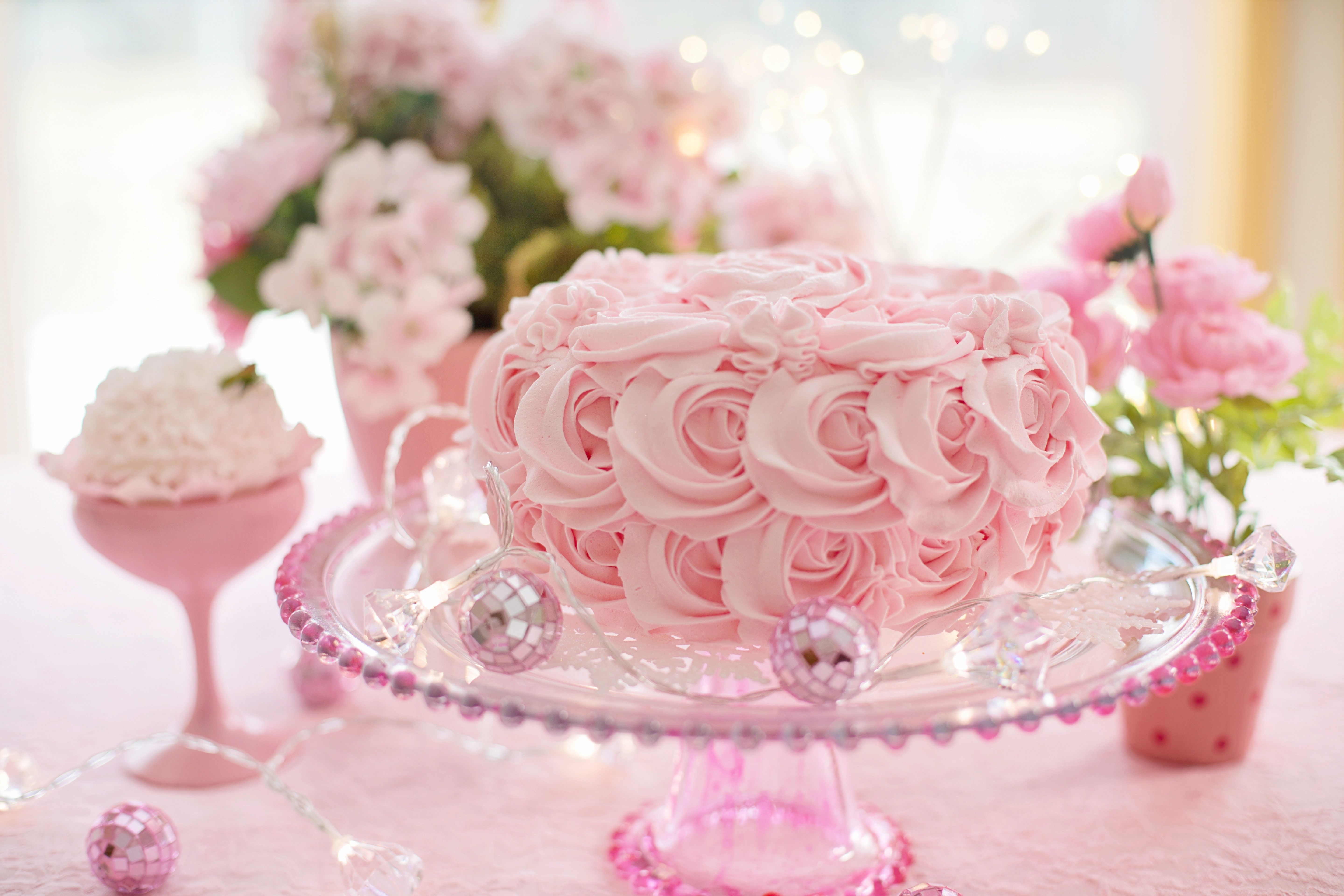 Pink Rose Cake and Cupcake HD Wallpaper