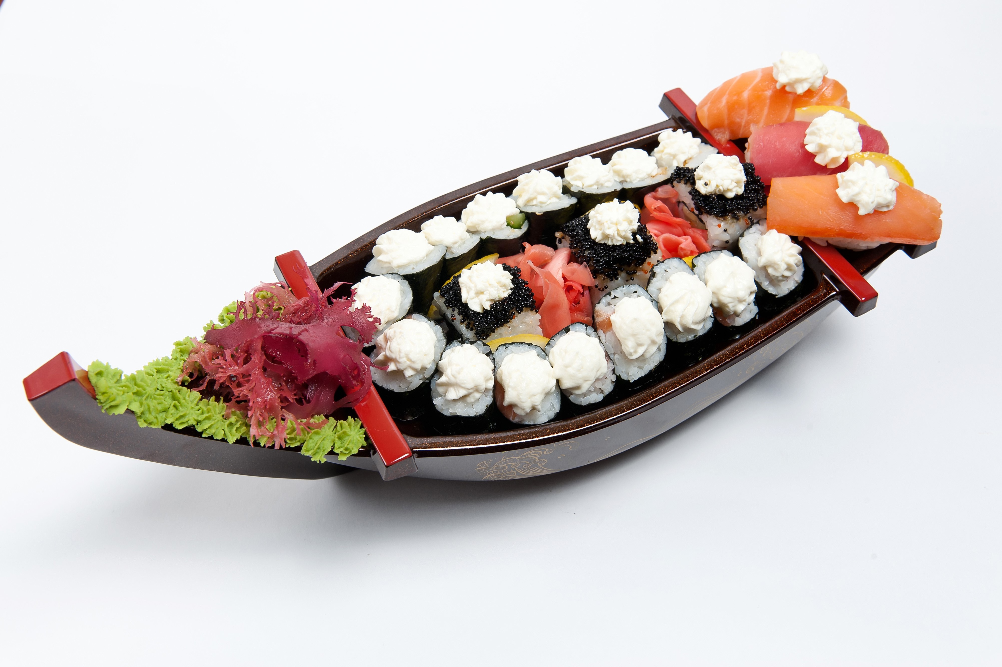 Sushi boat with seafood and vegetables HD Wallpaper