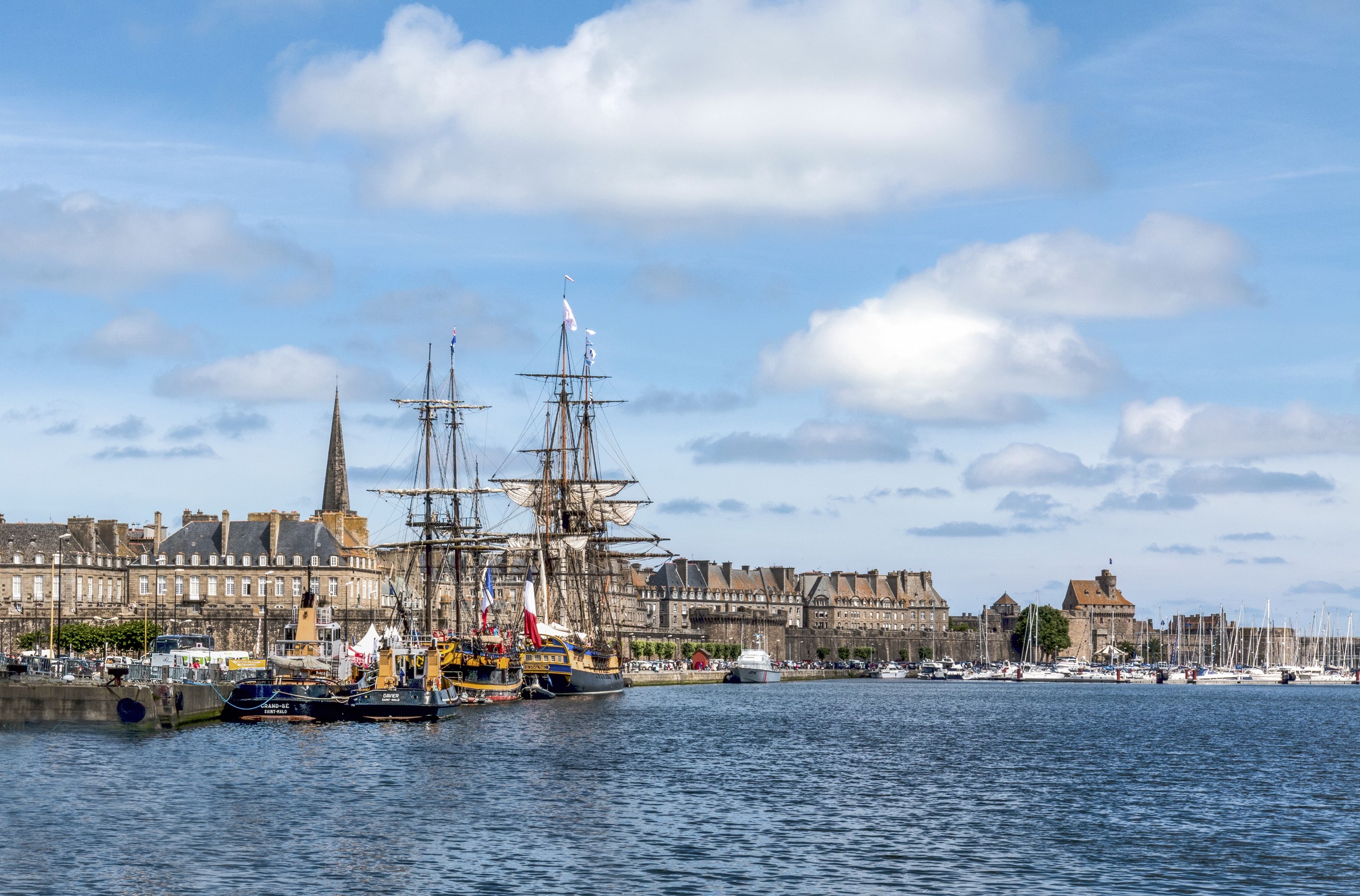 Sailboats docked in Saint-Malo, France harbor HD Wallpaper