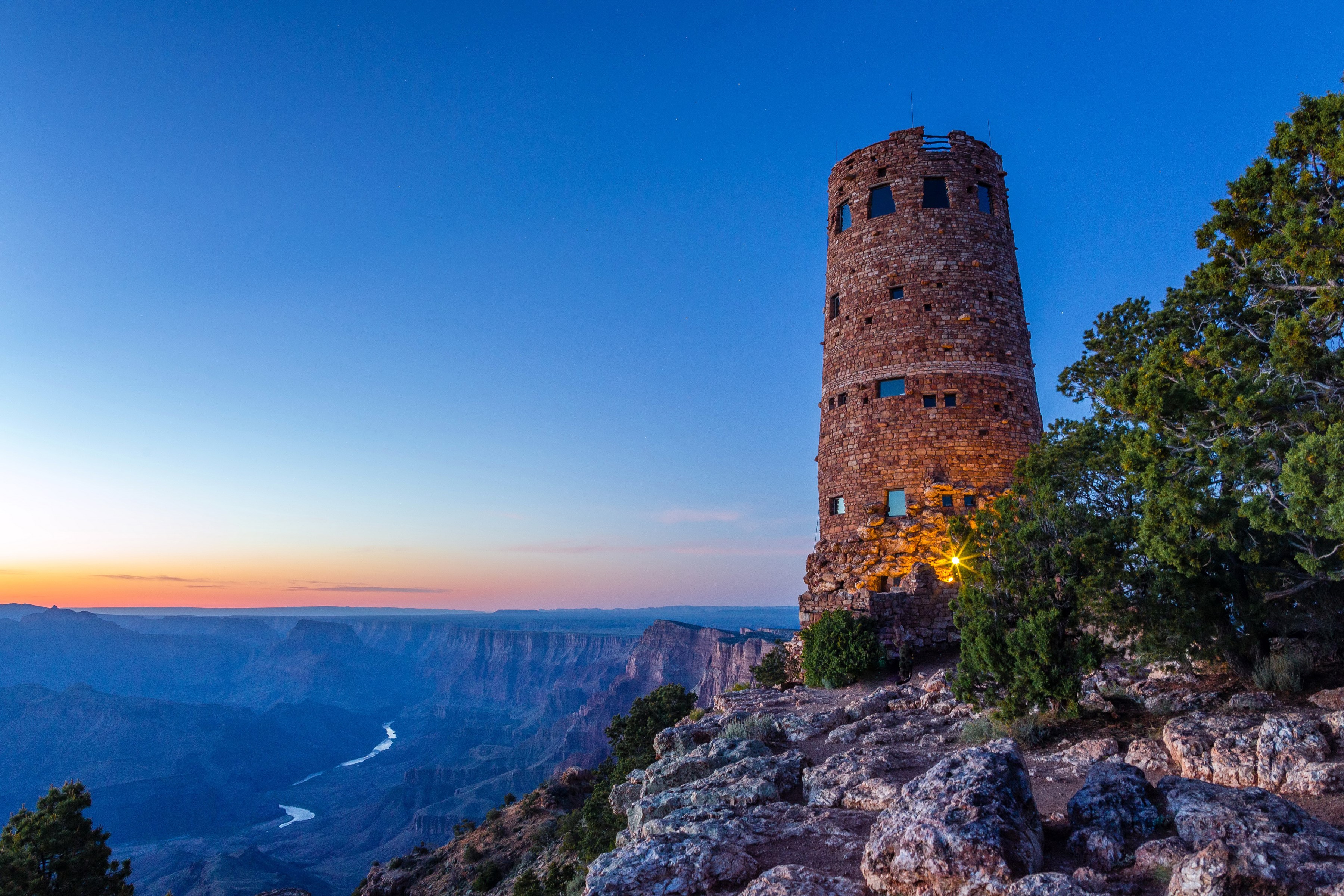 Desert View Watchtower at Grand Canyon National Park at sunset HD Wallpaper