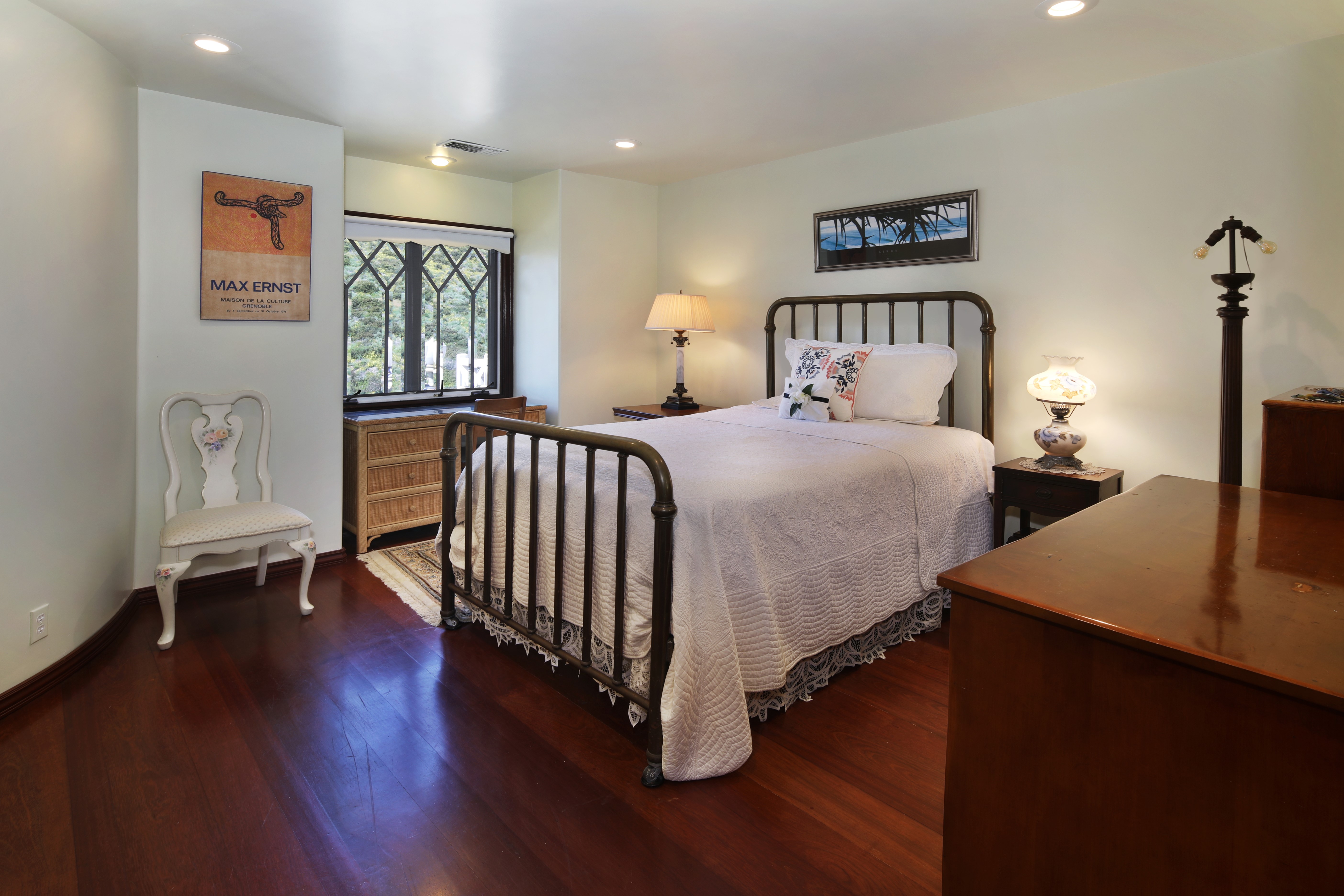 Bedroom with a bed, chair, and dresser HD Wallpaper