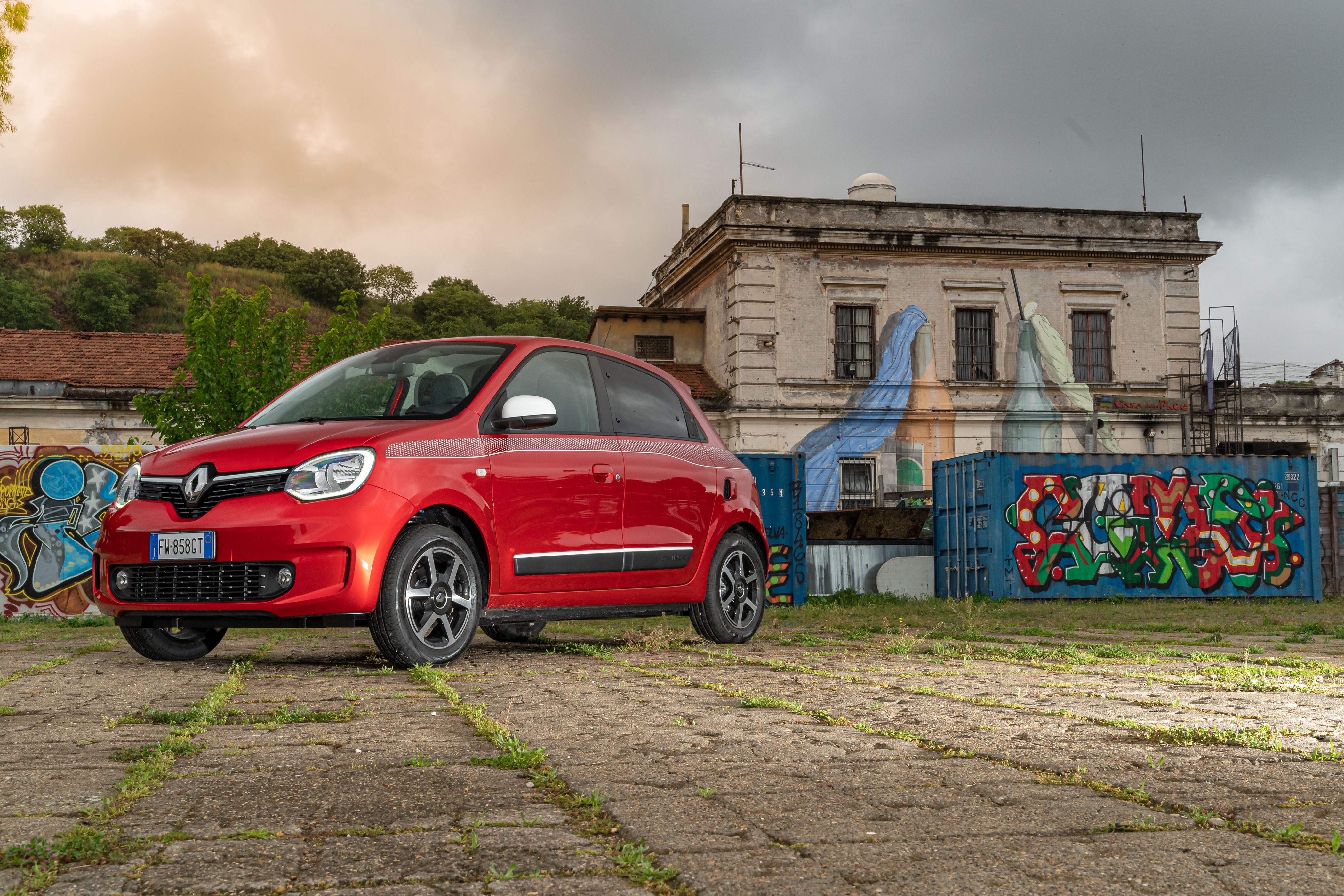 Red Renault Twingo 2019 Worldwide HD Wallpaper