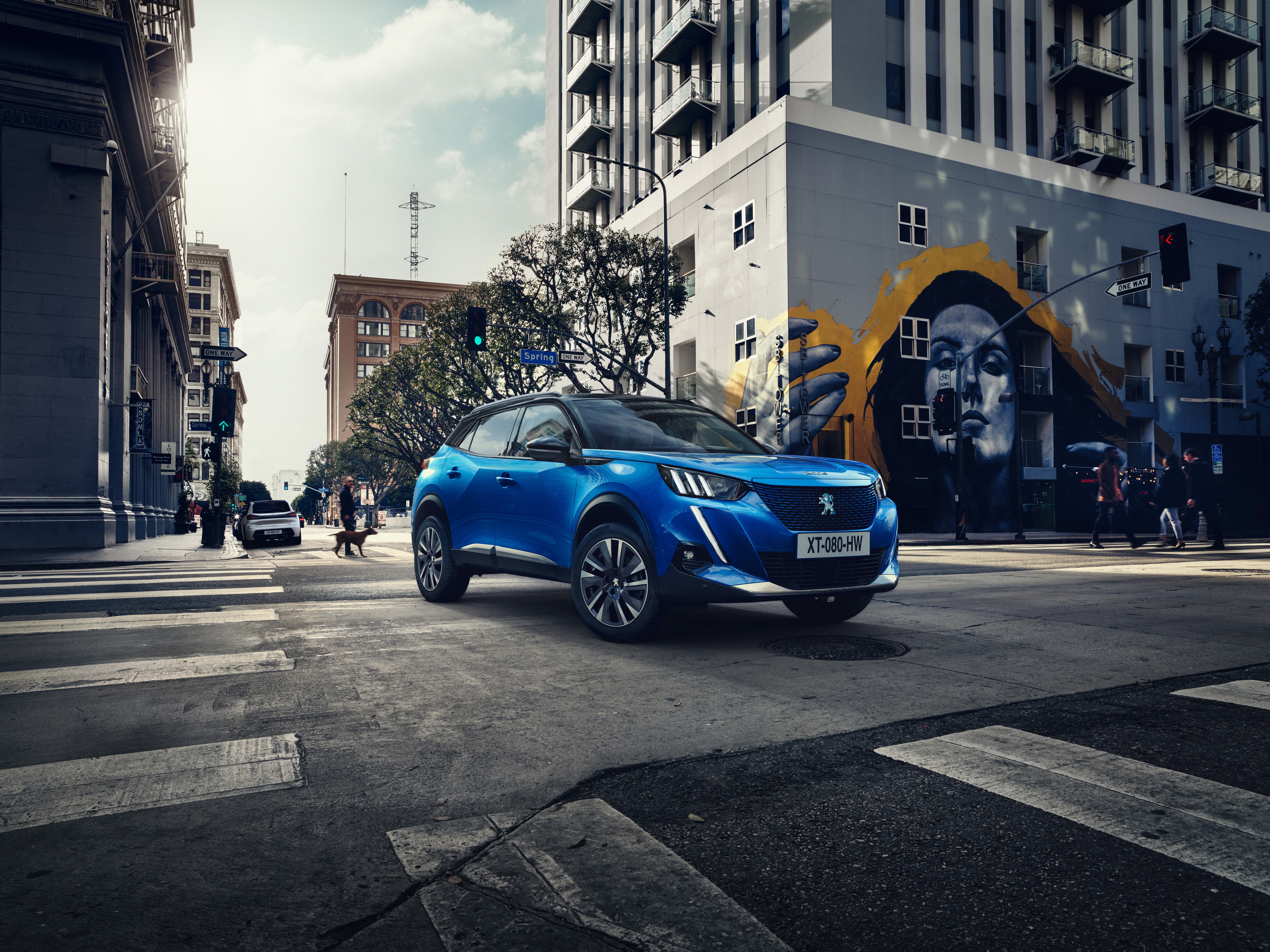 Peugeot e-2008 GT Worldwide in city HD Wallpaper
