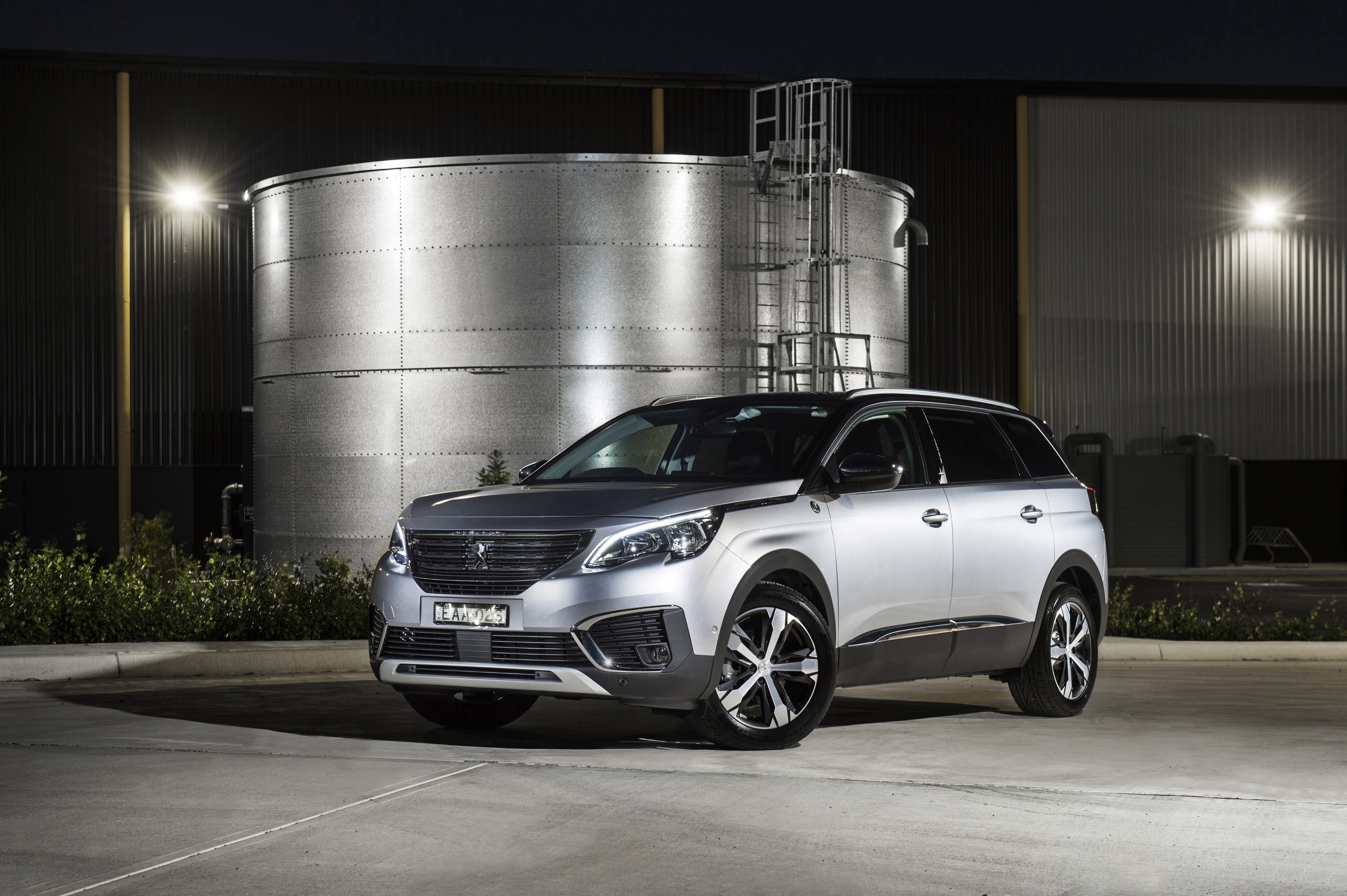 2019 Peugeot 5008 Crossway Silver Crossover HD Wallpaper