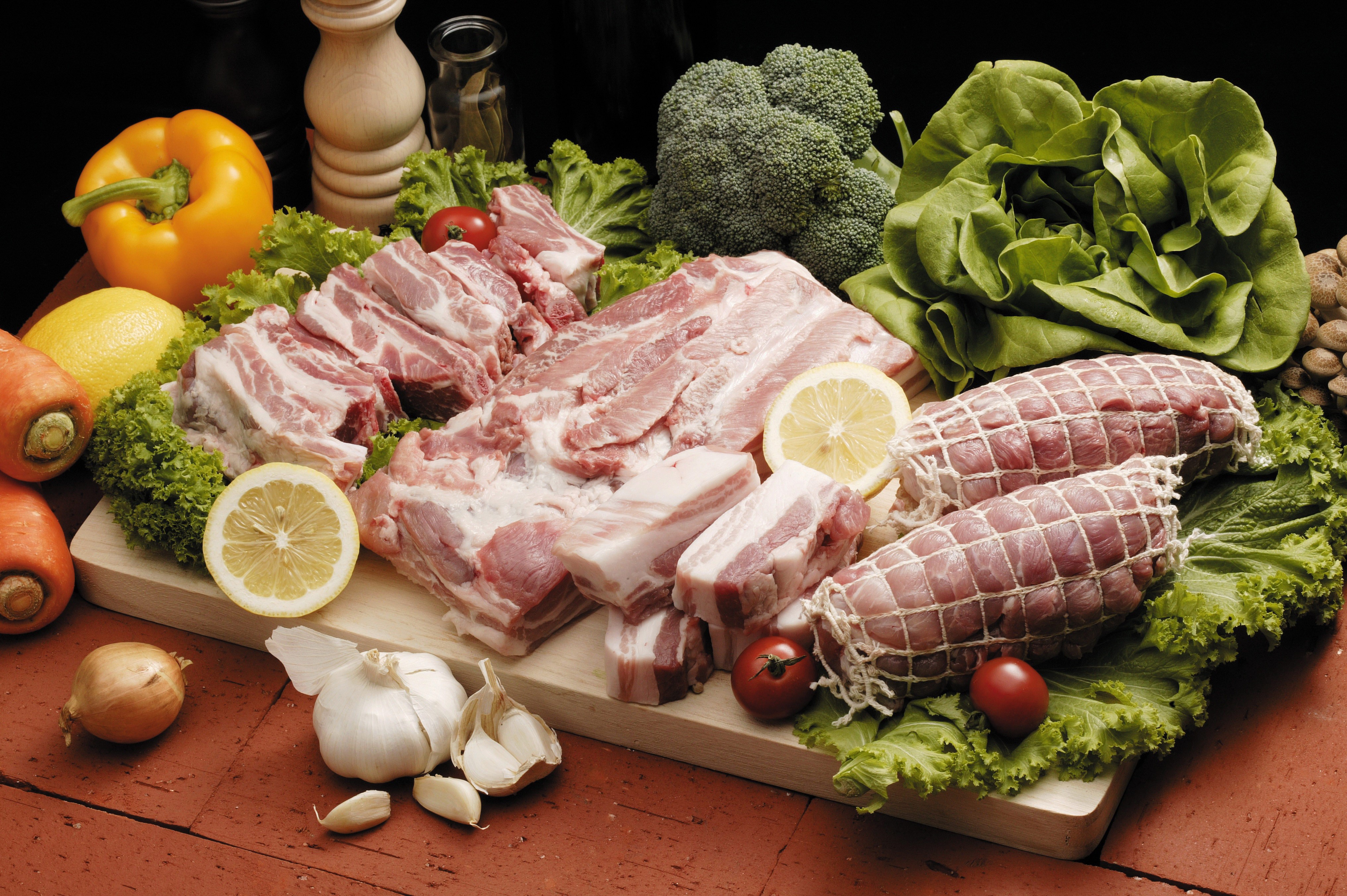 4K Meat products, Vegetables, and Pork on Cutting Board HD Wallpaper