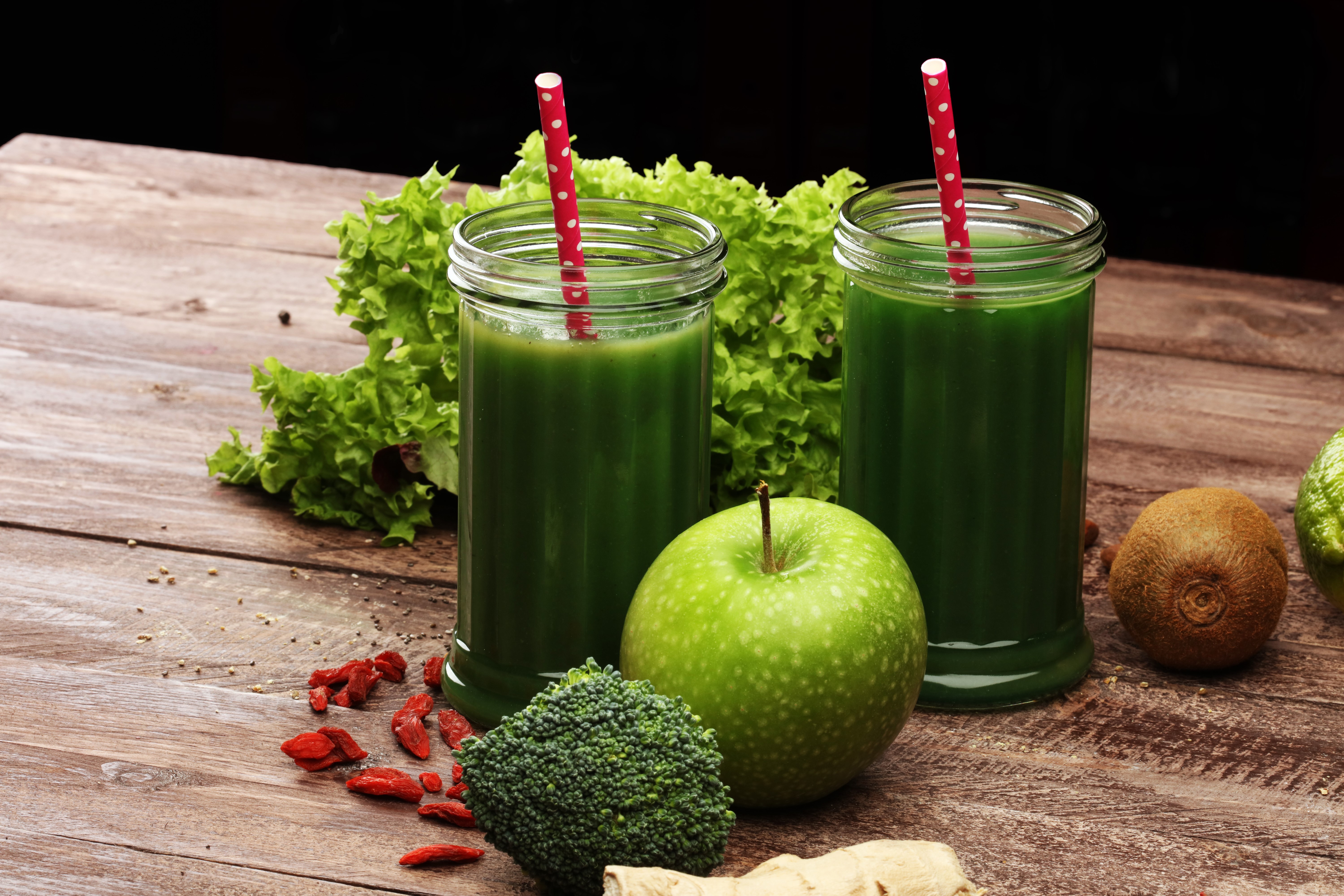 Green Smoothies with Fruits and Vegetables on Wood HD Wallpaper