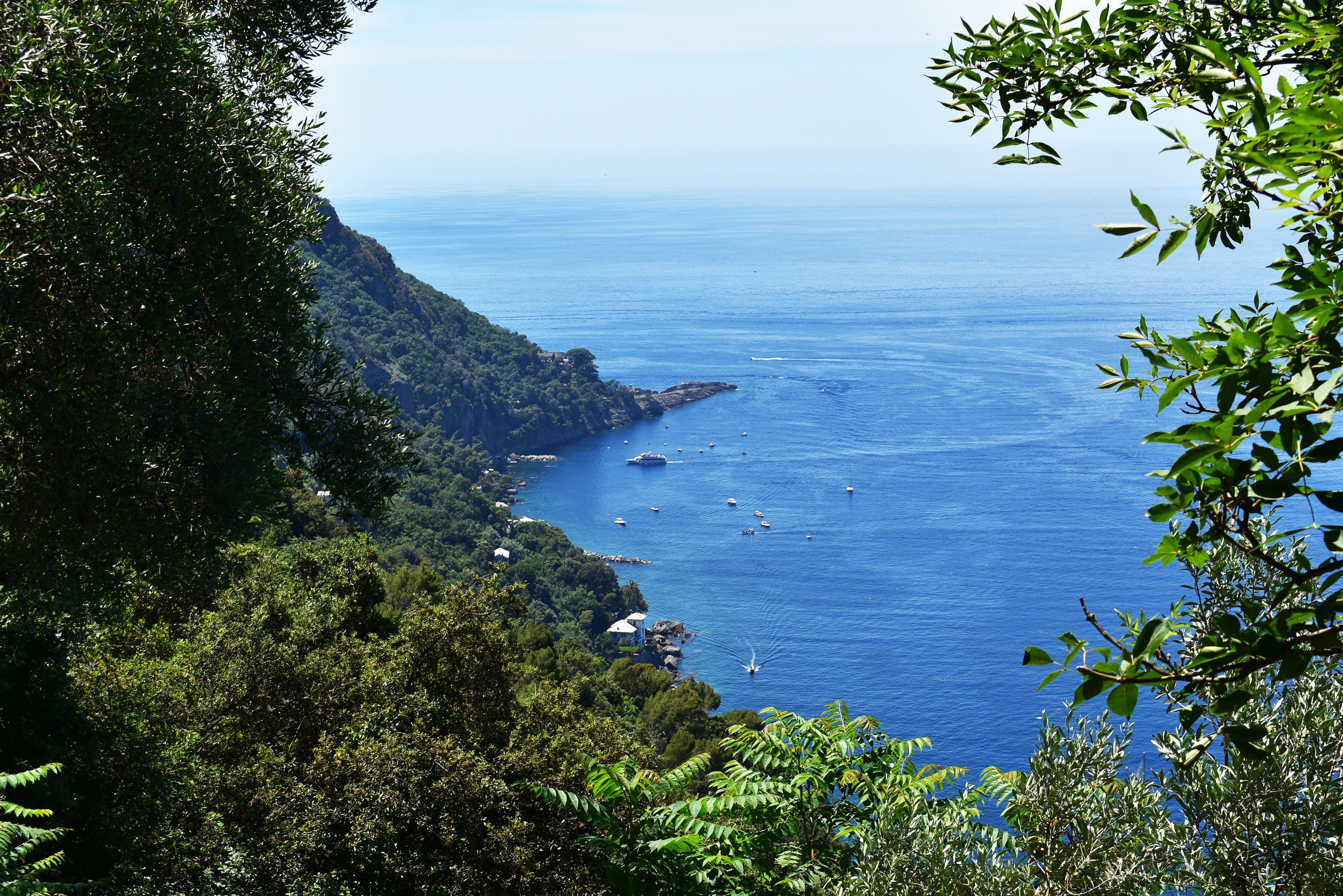 4K Coast of Liguria, Italy with Boats HD Wallpaper
