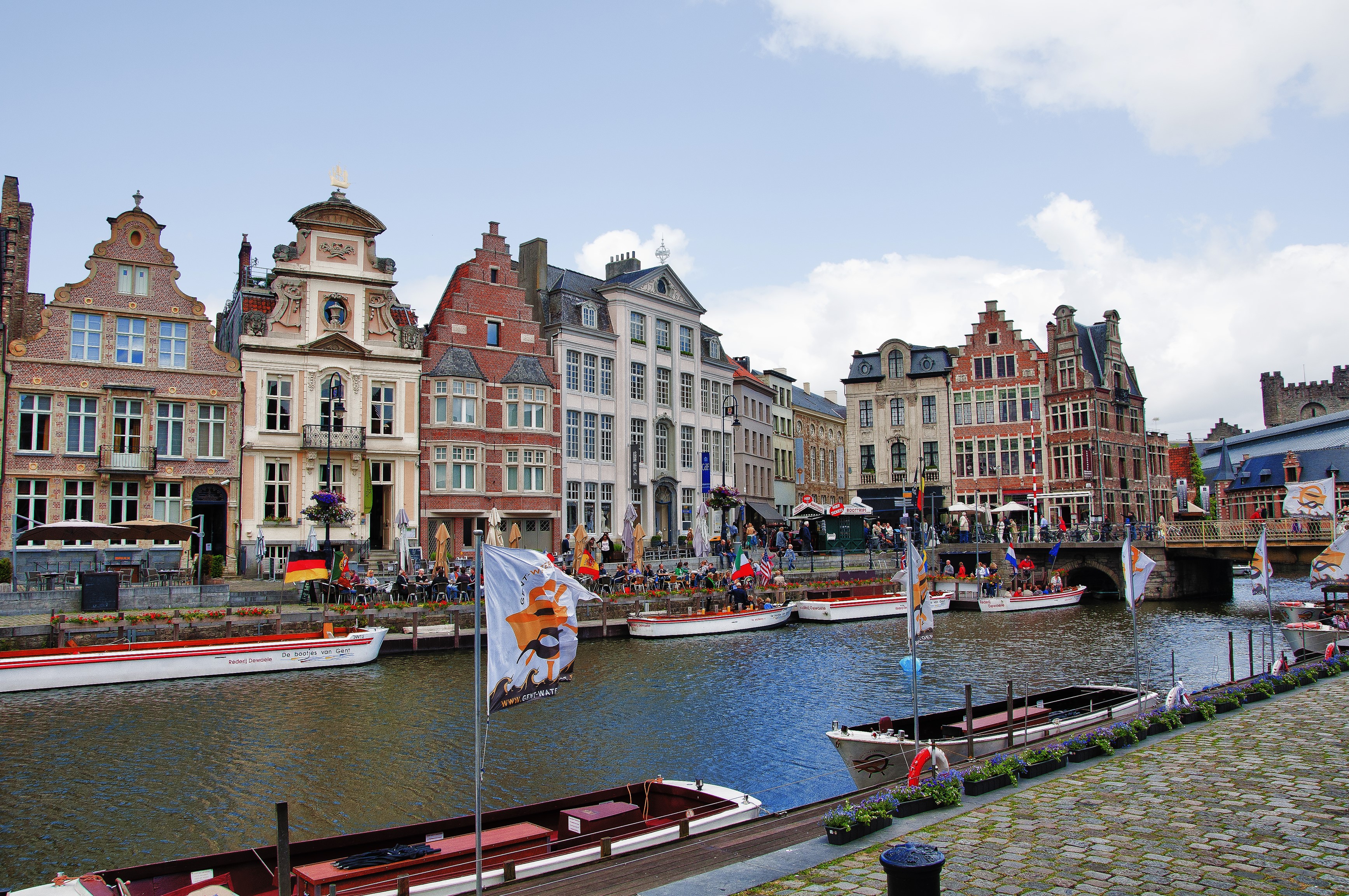 Ghent canal with historic houses and boats HD Wallpaper