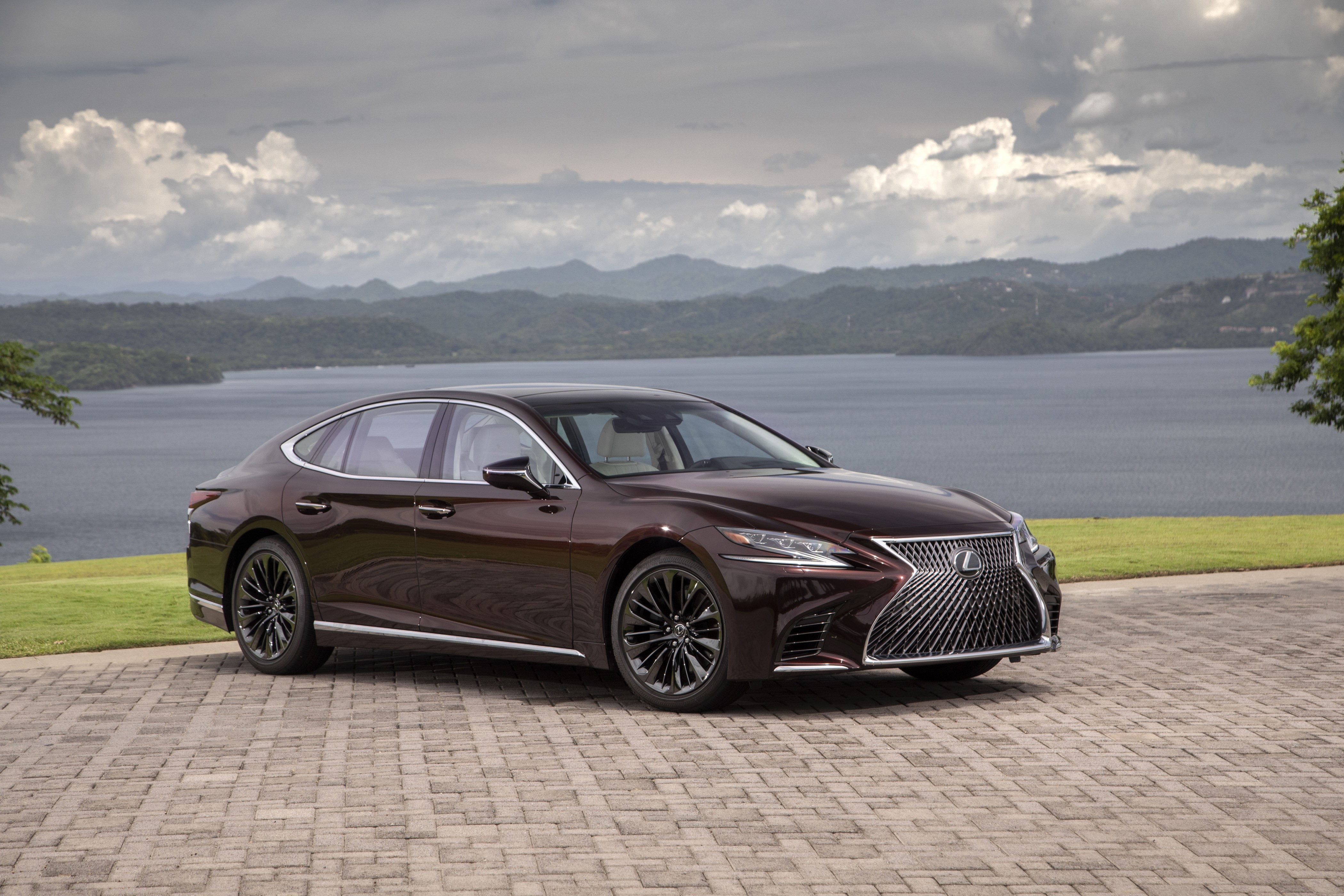 2020 Lexus LS 500 Inspiration Series car HD Wallpaper