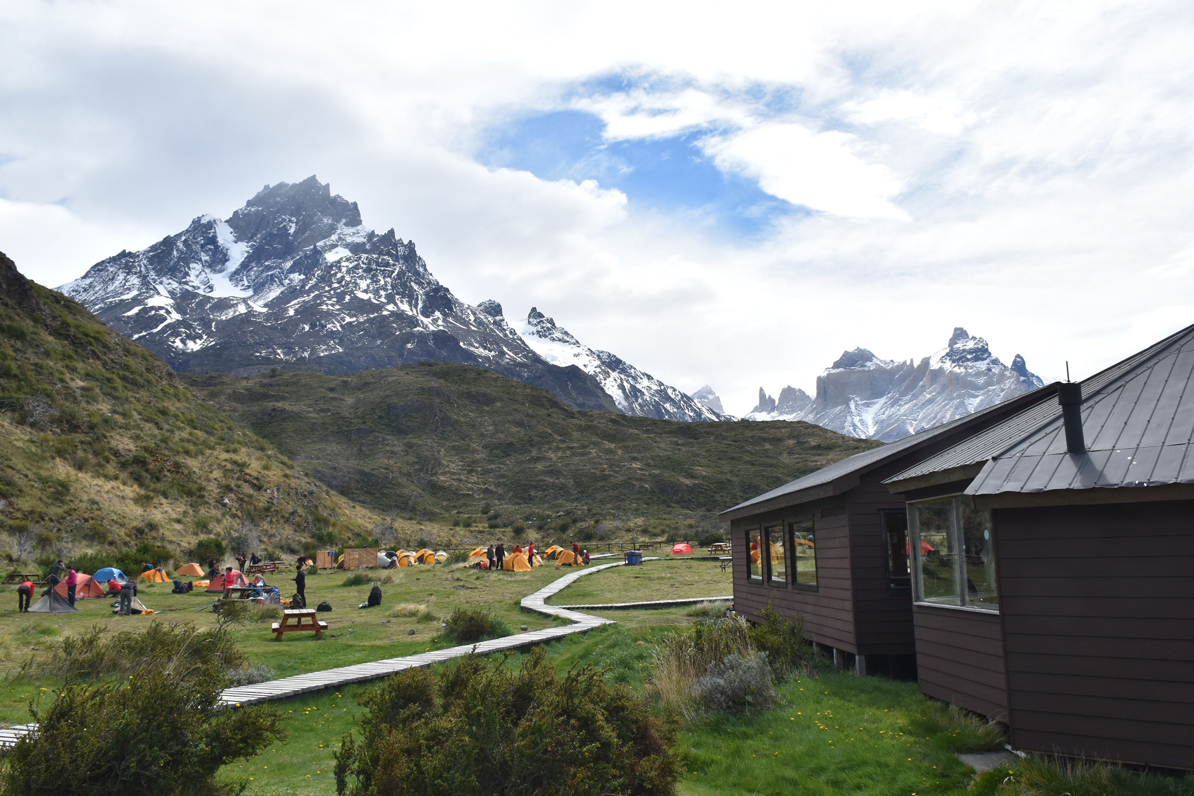 Torres Del Paine National Park, Patagonia, Chile HD Wallpaper