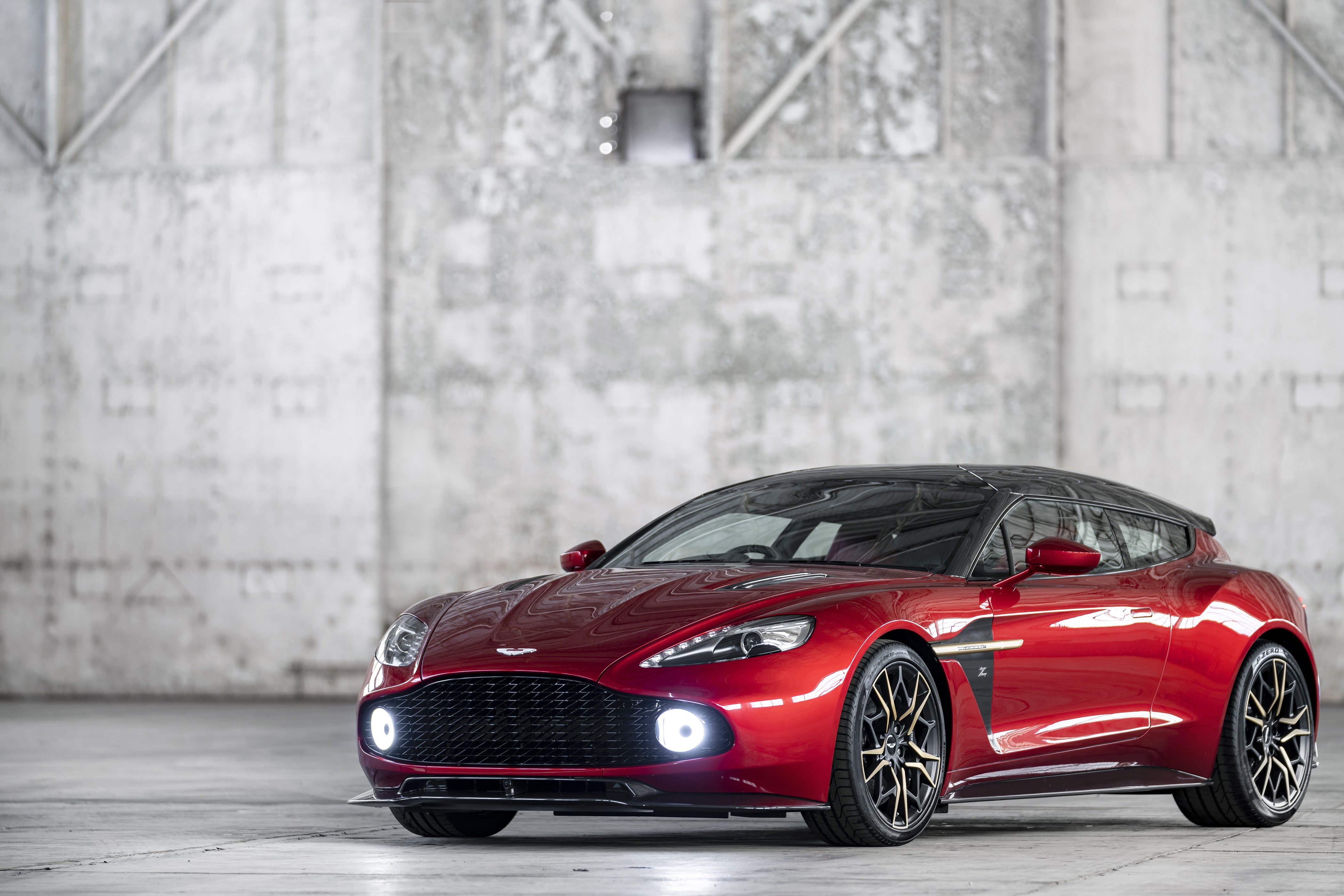4K Aston Martin Vanquish Zagato Shooting Brake HD Wallpaper