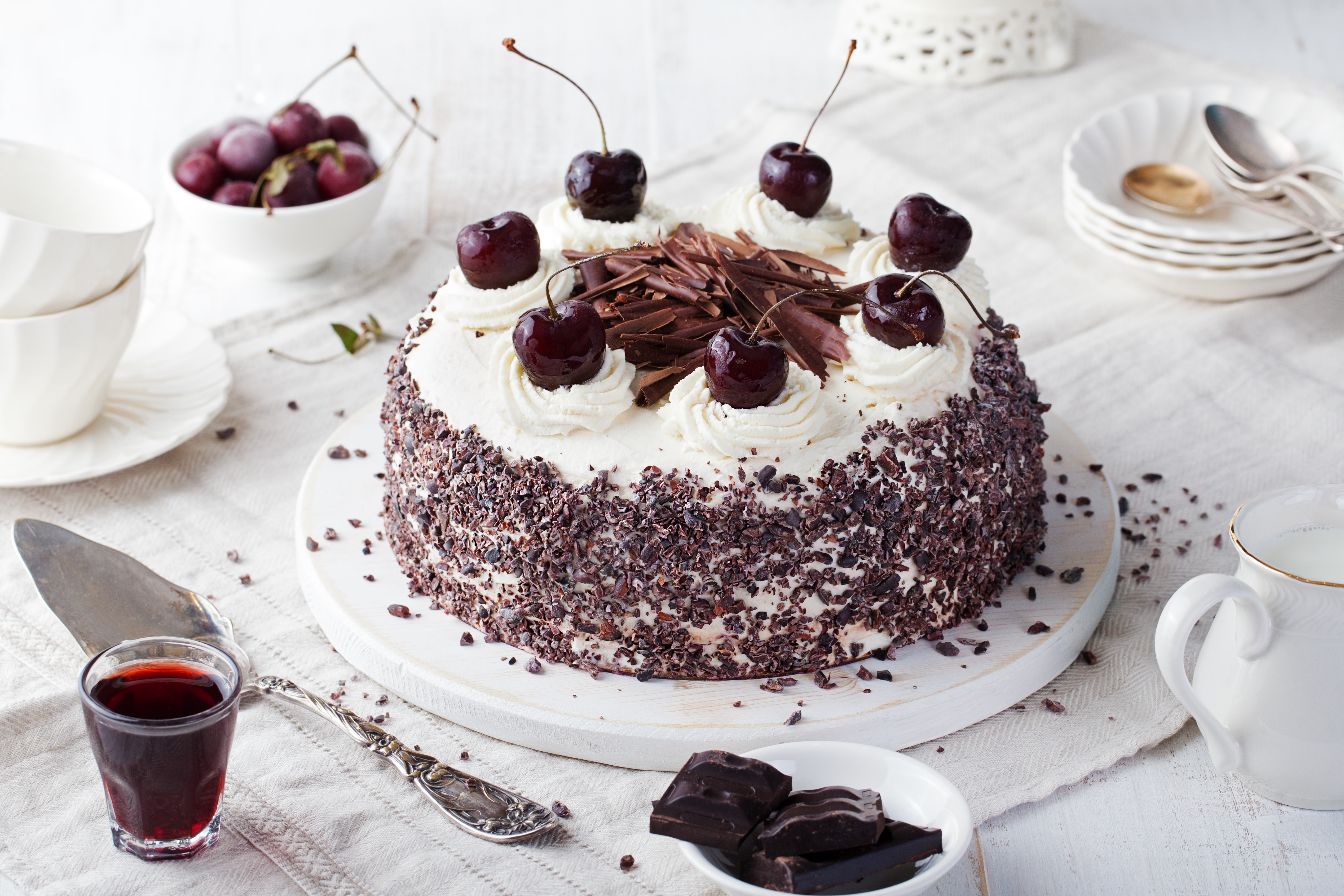 Black Forest Cake with Cherries and Chocolate HD Wallpaper