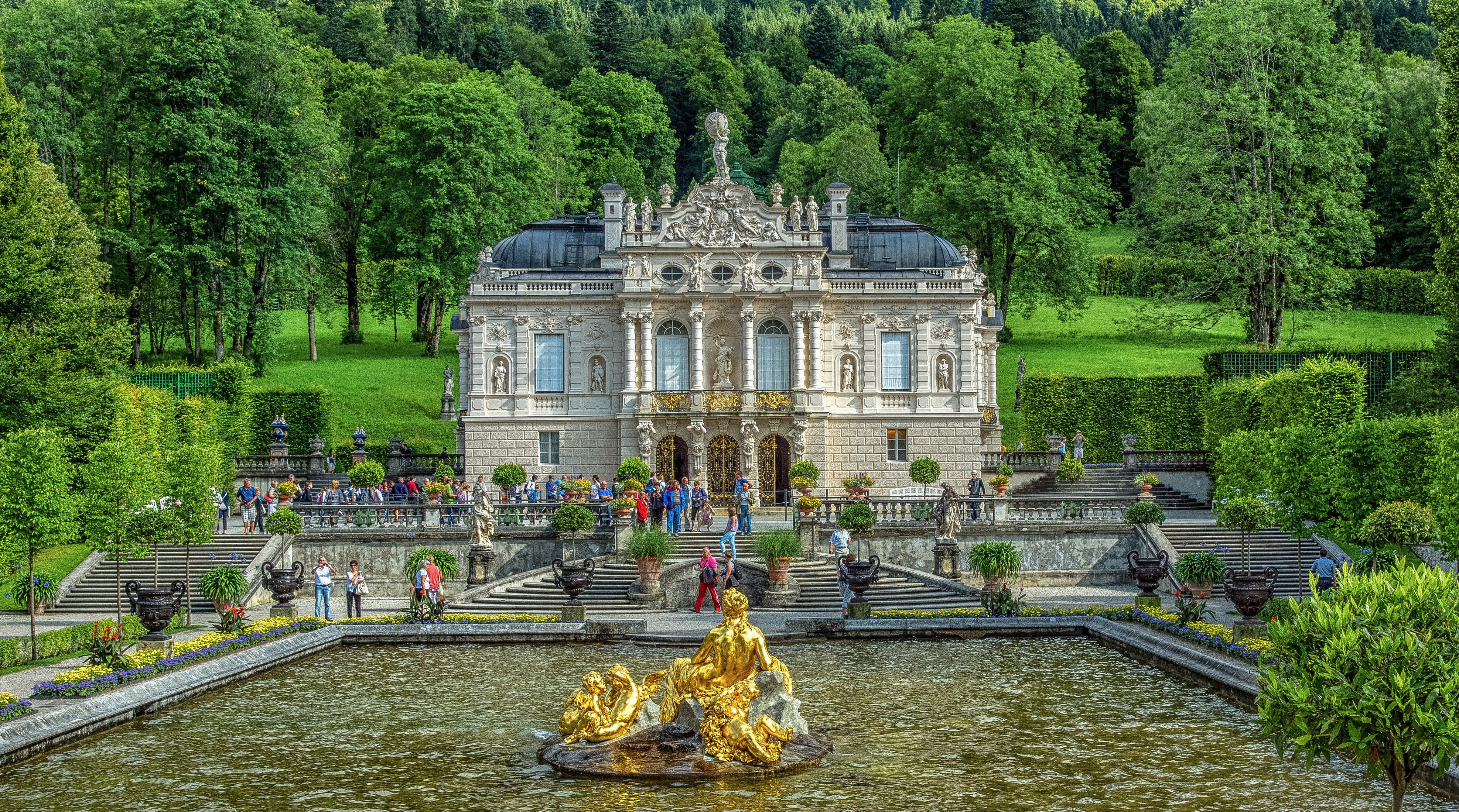 Linderhof Palace Bavaria Germany with Fountain HD Wallpaper
