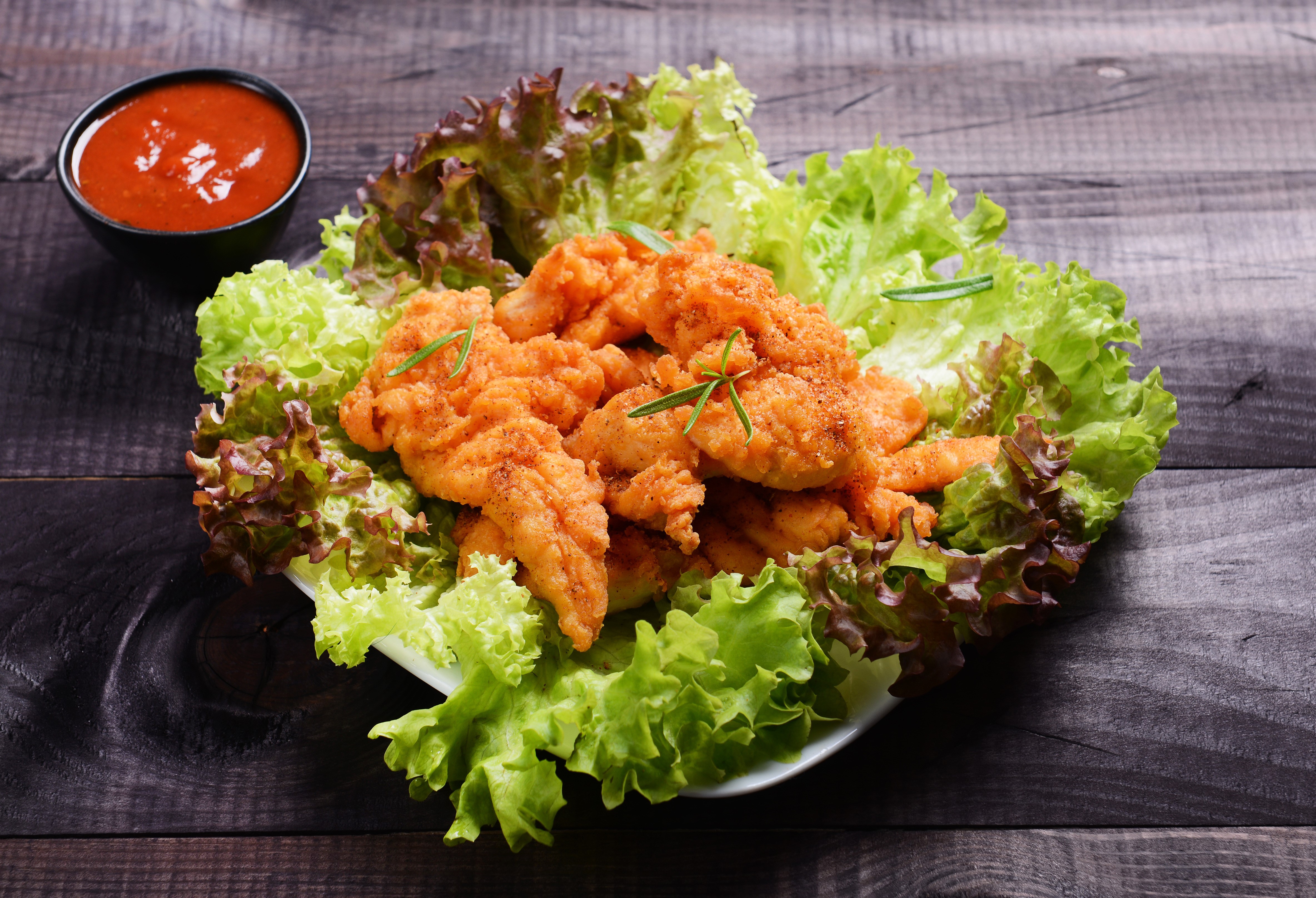 Fried Chicken Strips with Lettuce and Ketchup HD Wallpaper