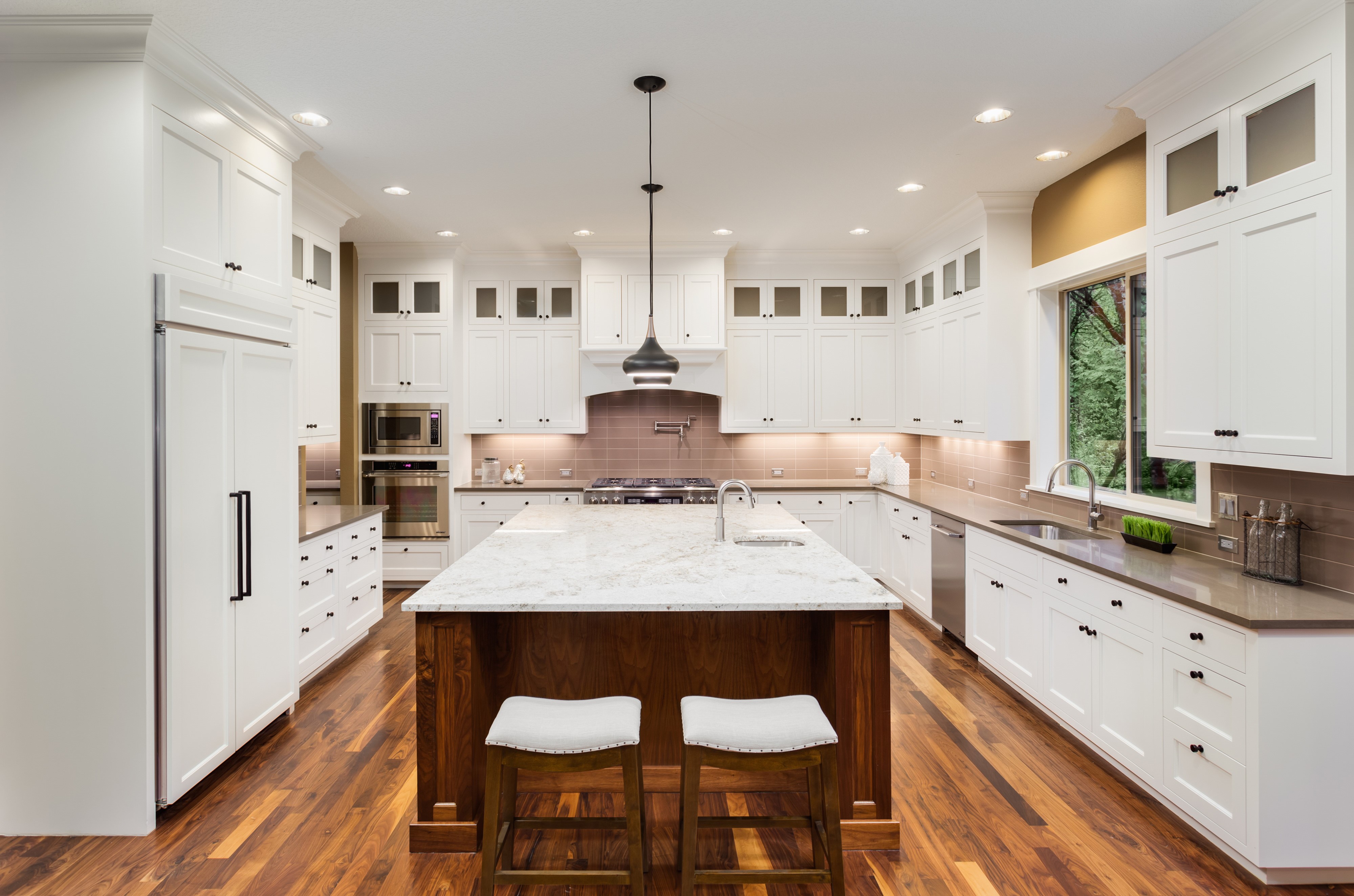 Modern Kitchen with Island and White Cabinets HD Wallpaper