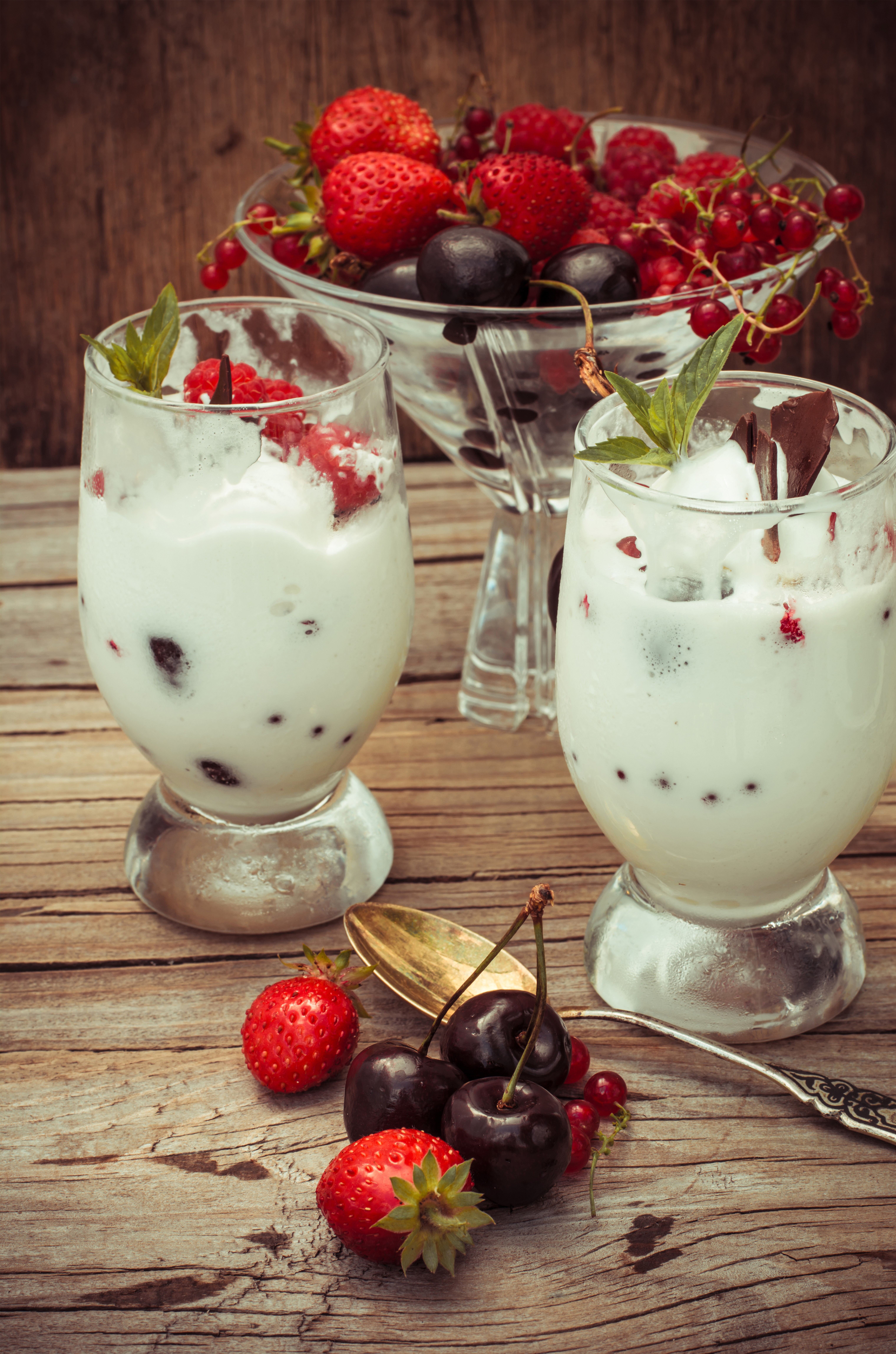 Ice cream with berries and chocolate HD Phone Wallpaper
