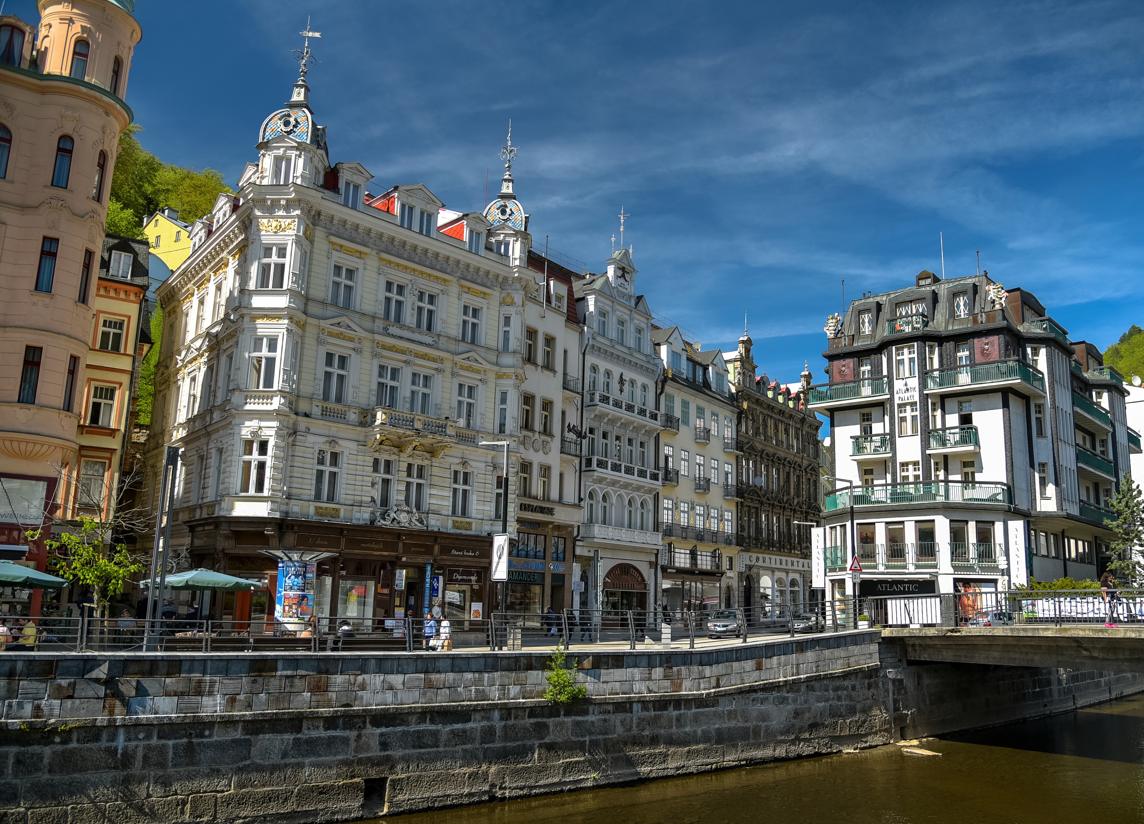 Karlovy Vary, Czech Republic Canal and Houses HD Wallpaper