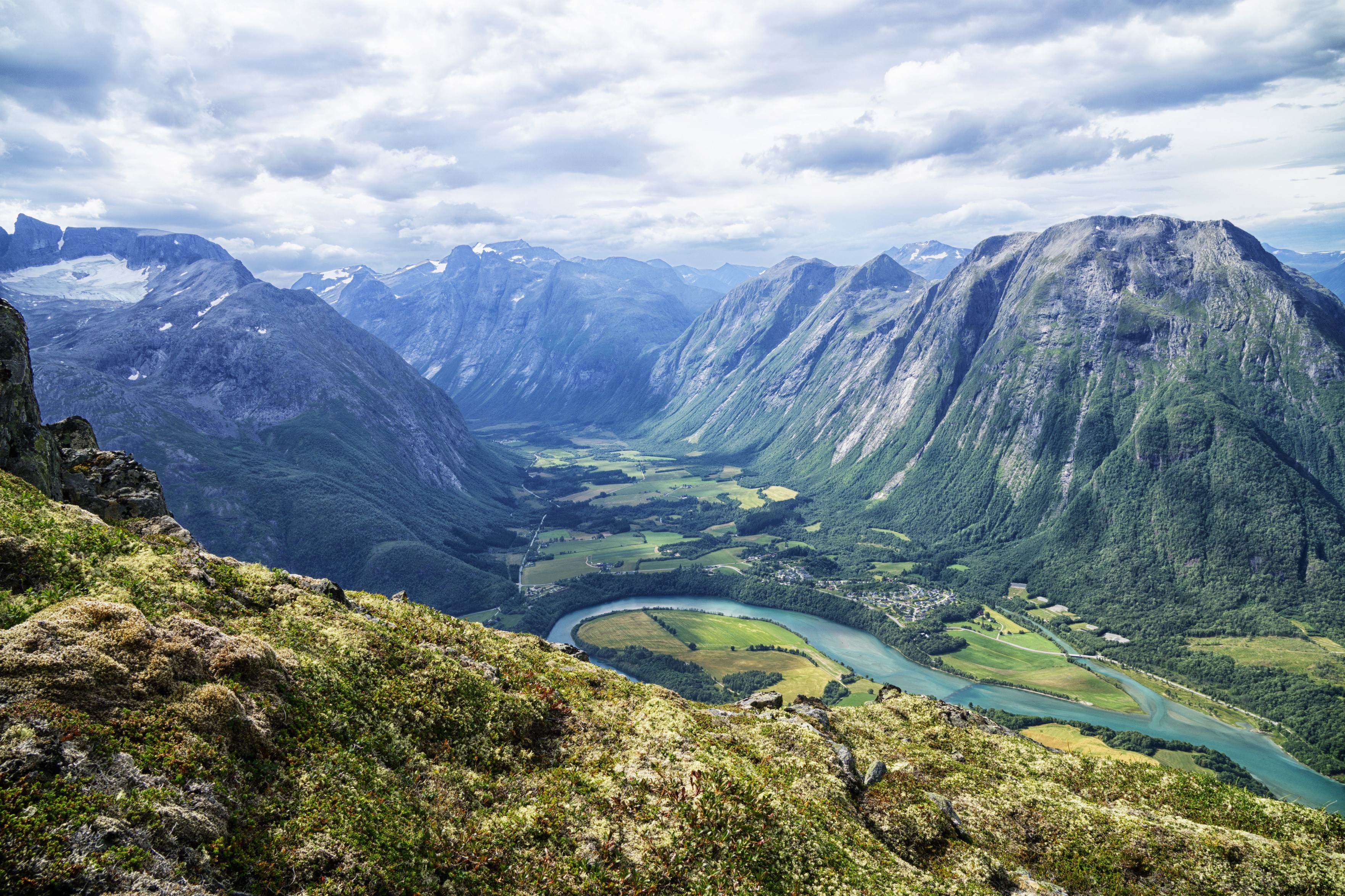 Romsdalseggen Ridge Valley Norway Mountains Rivers Scenery Moss HD Wallpaper