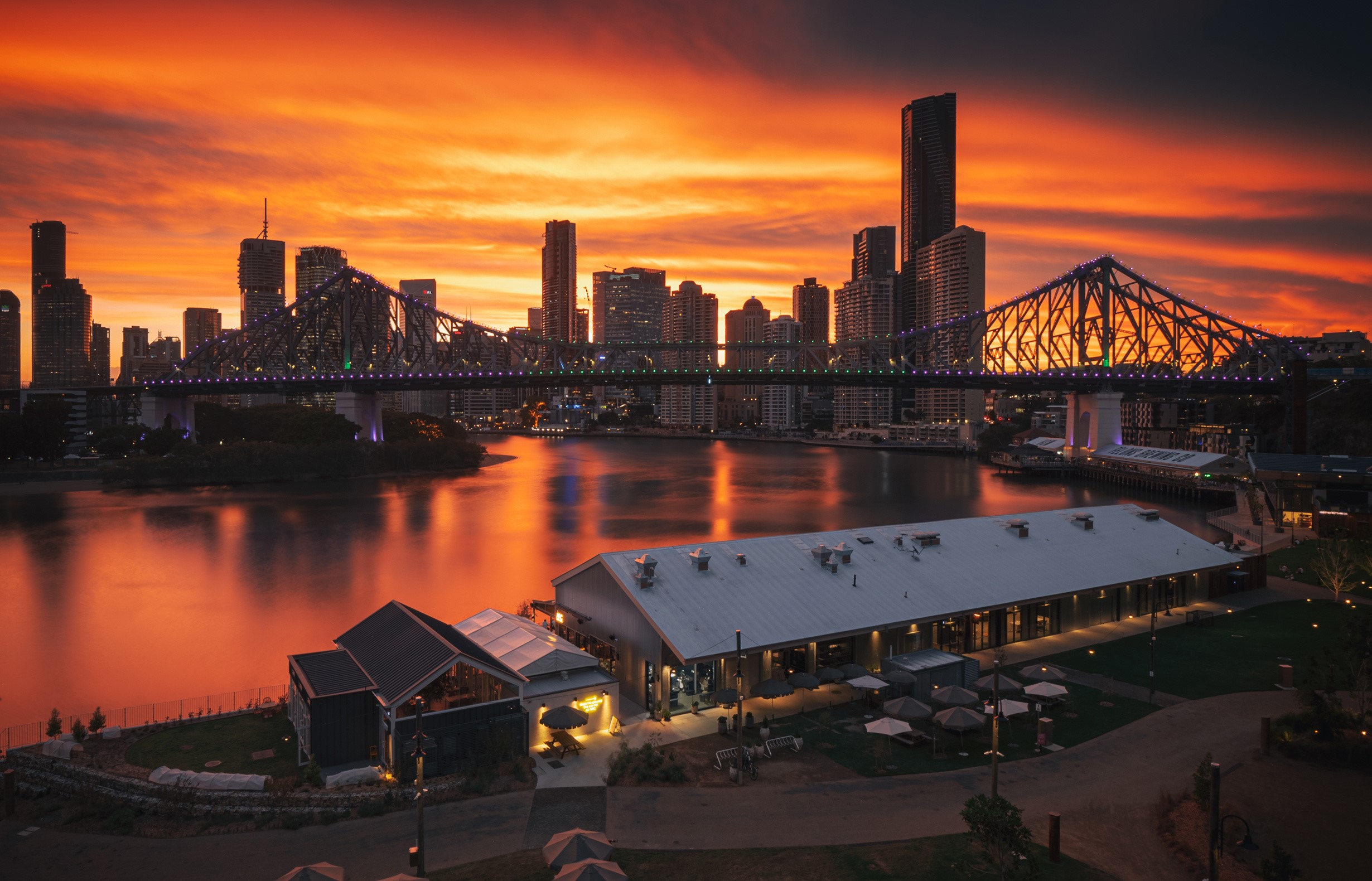 Brisbane Cityscape with Story Bridge at Sunset HD Wallpaper