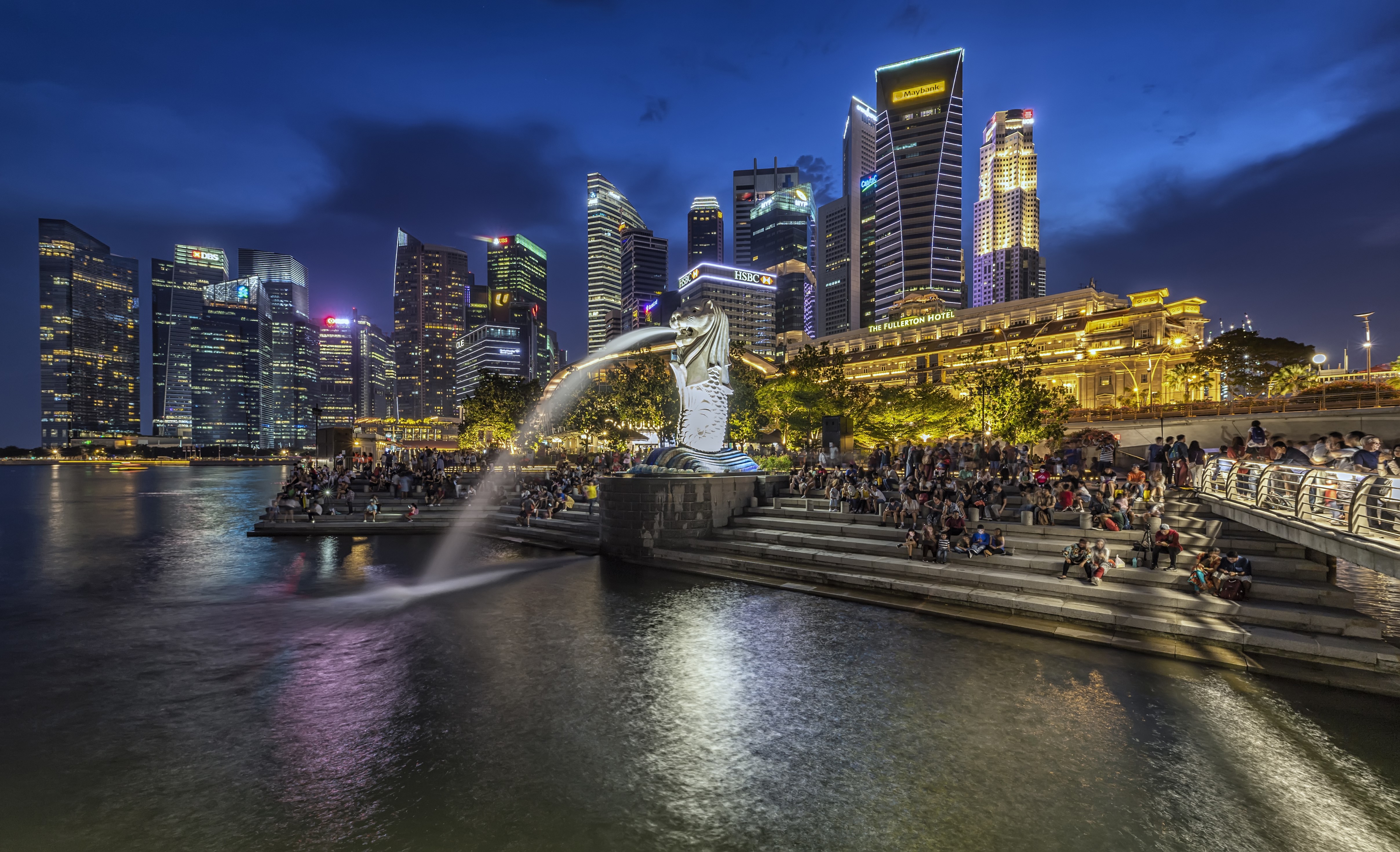 4K Merlion Park Singapore Evening Fountains Sculptures Stairs HD Wallpaper