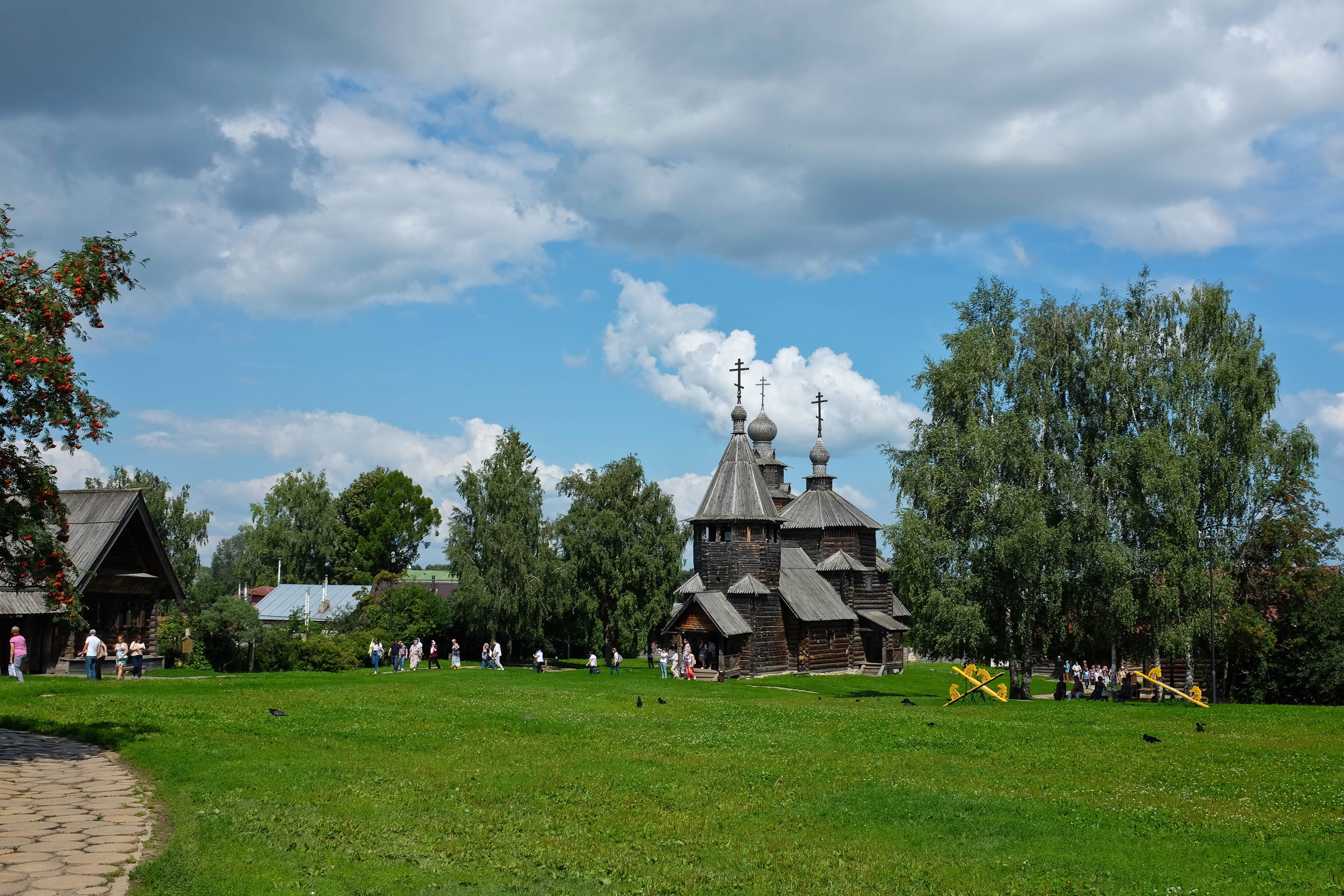 Wooden Church in Suzdal Vladimir Oblast, Russia HD Wallpaper
