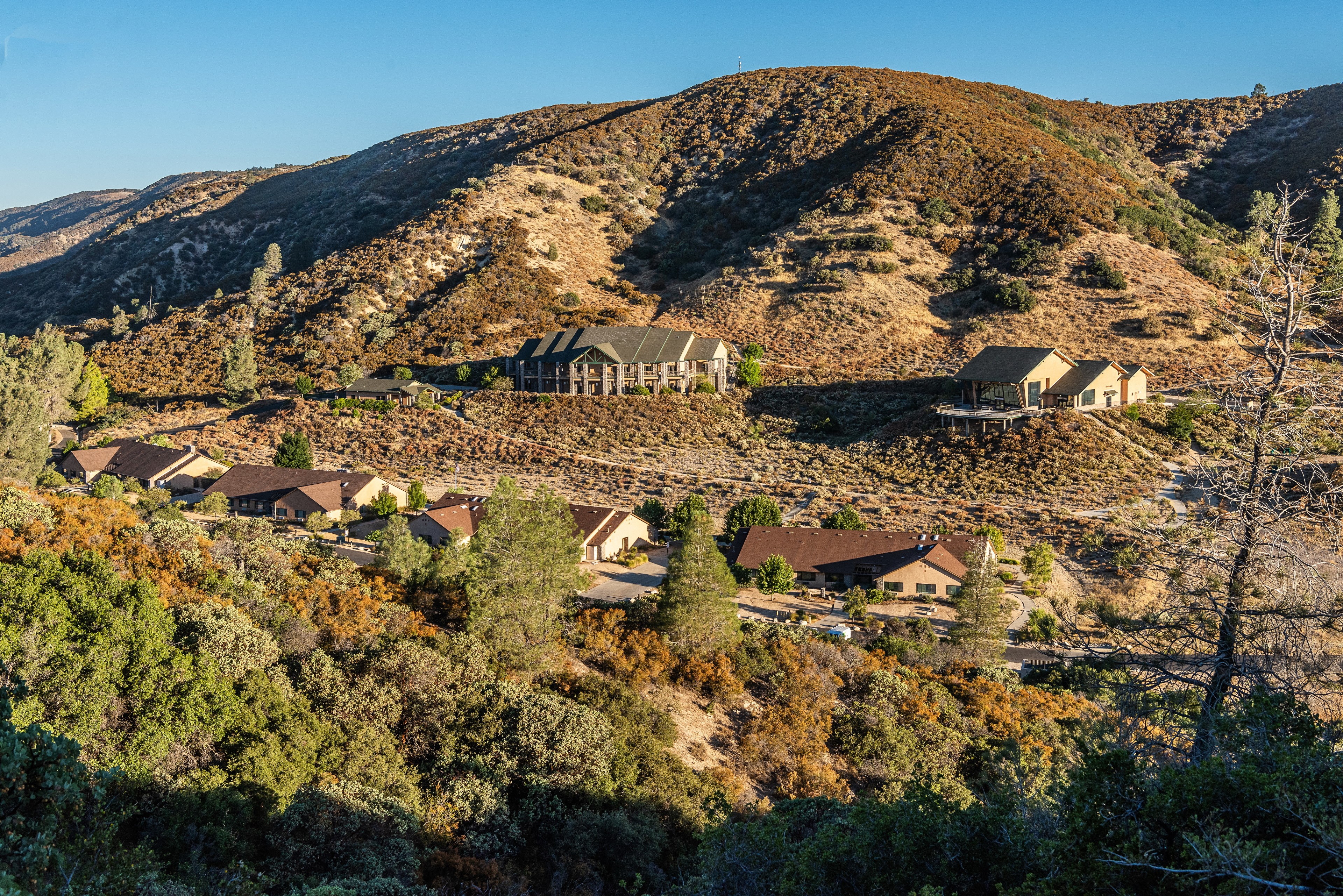 Oaks Camp and Conference Center in Lake Hughes, California HD Wallpaper