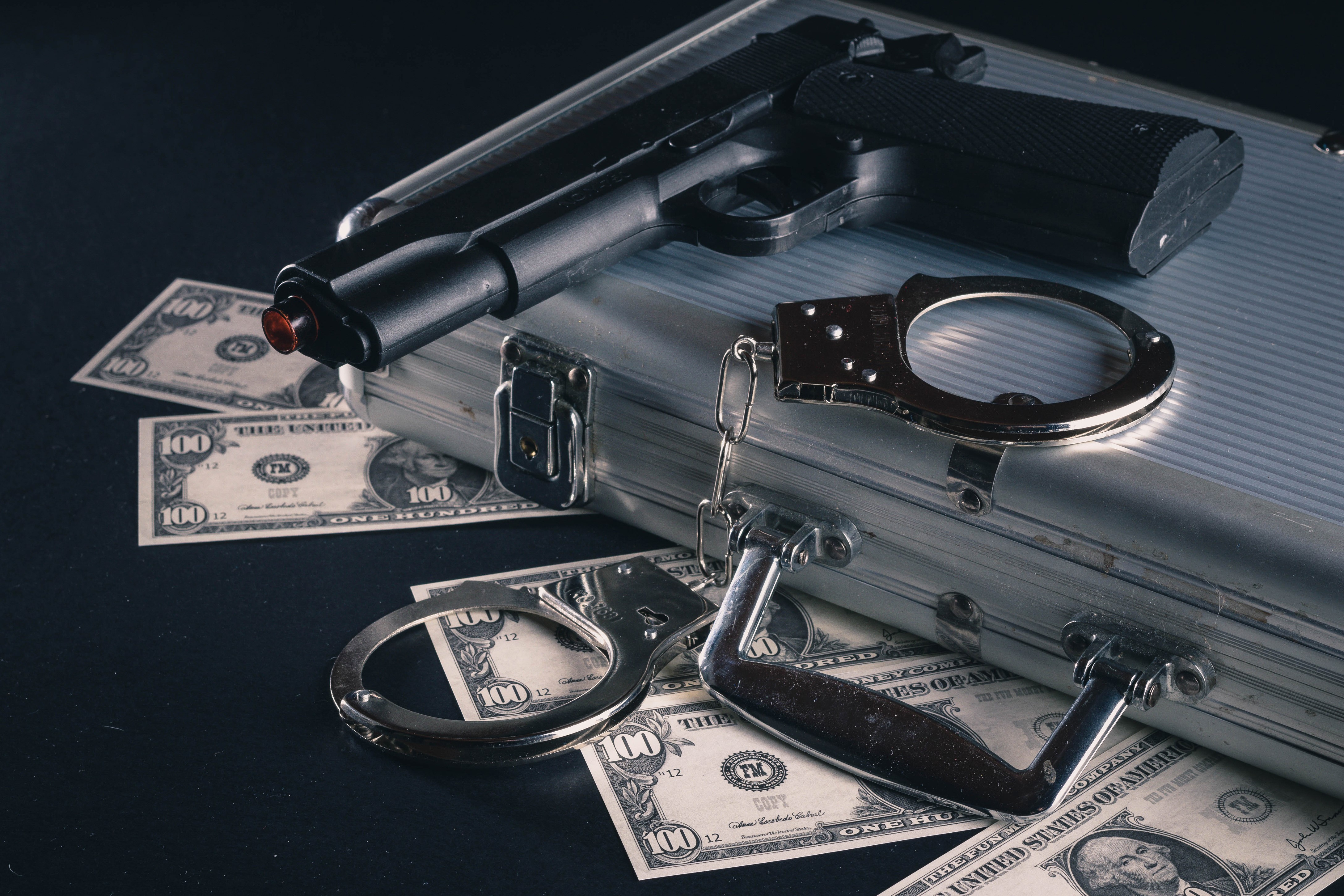 Pistol, Handcuffs, Money, and Suitcase HD Wallpaper